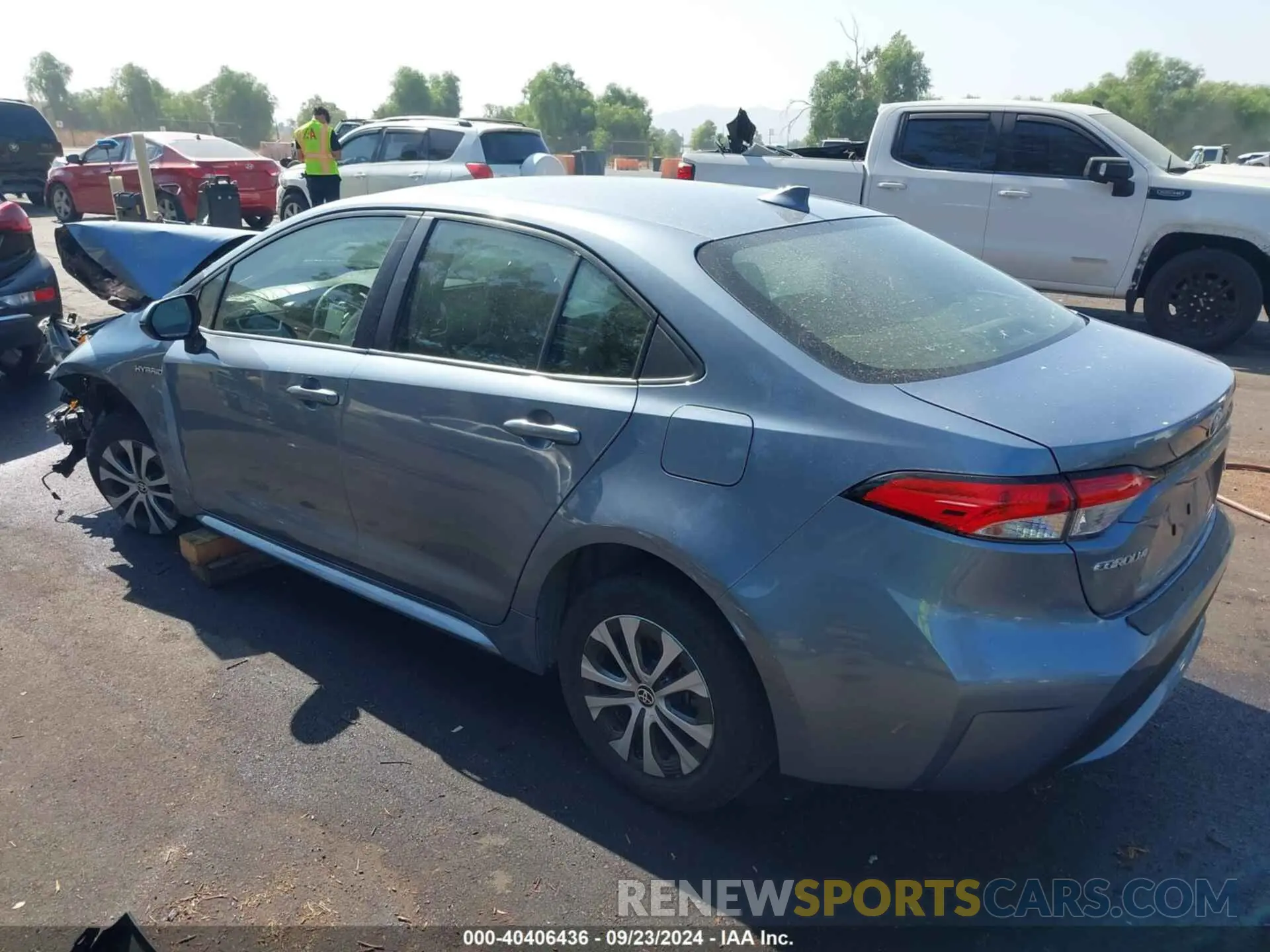 3 Photograph of a damaged car JTDEBRBE9LJ012370 TOYOTA COROLLA 2020