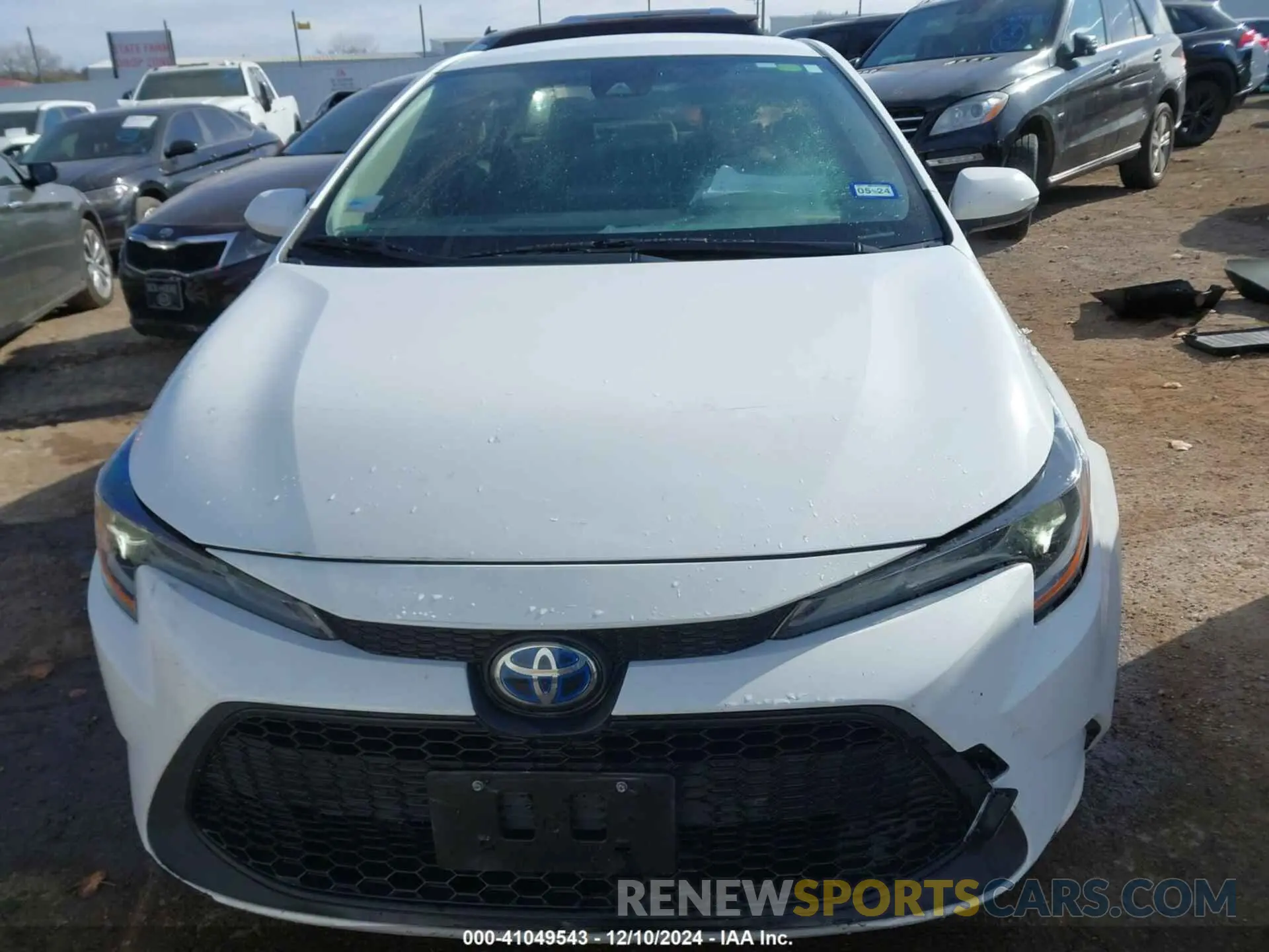 12 Photograph of a damaged car JTDEBRBE9LJ014295 TOYOTA COROLLA 2020