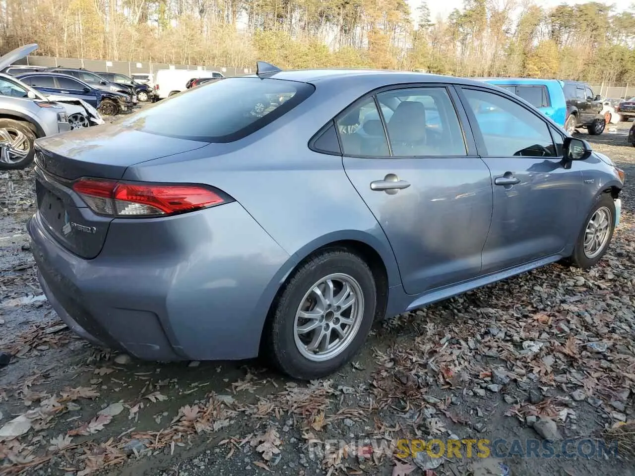 3 Photograph of a damaged car JTDEBRBE9LJ016998 TOYOTA COROLLA 2020