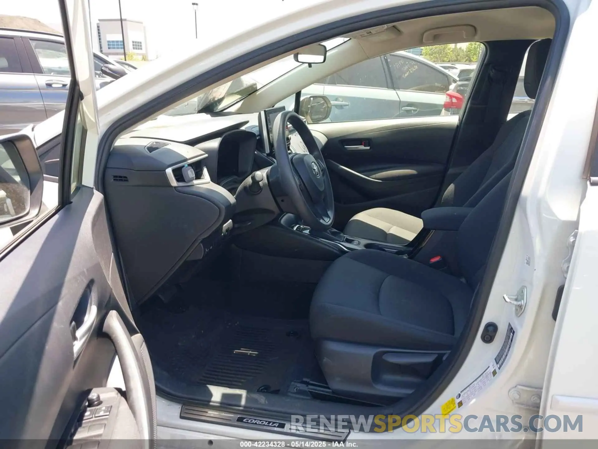 5 Photograph of a damaged car JTDEBRBE9LJ018265 TOYOTA COROLLA 2020