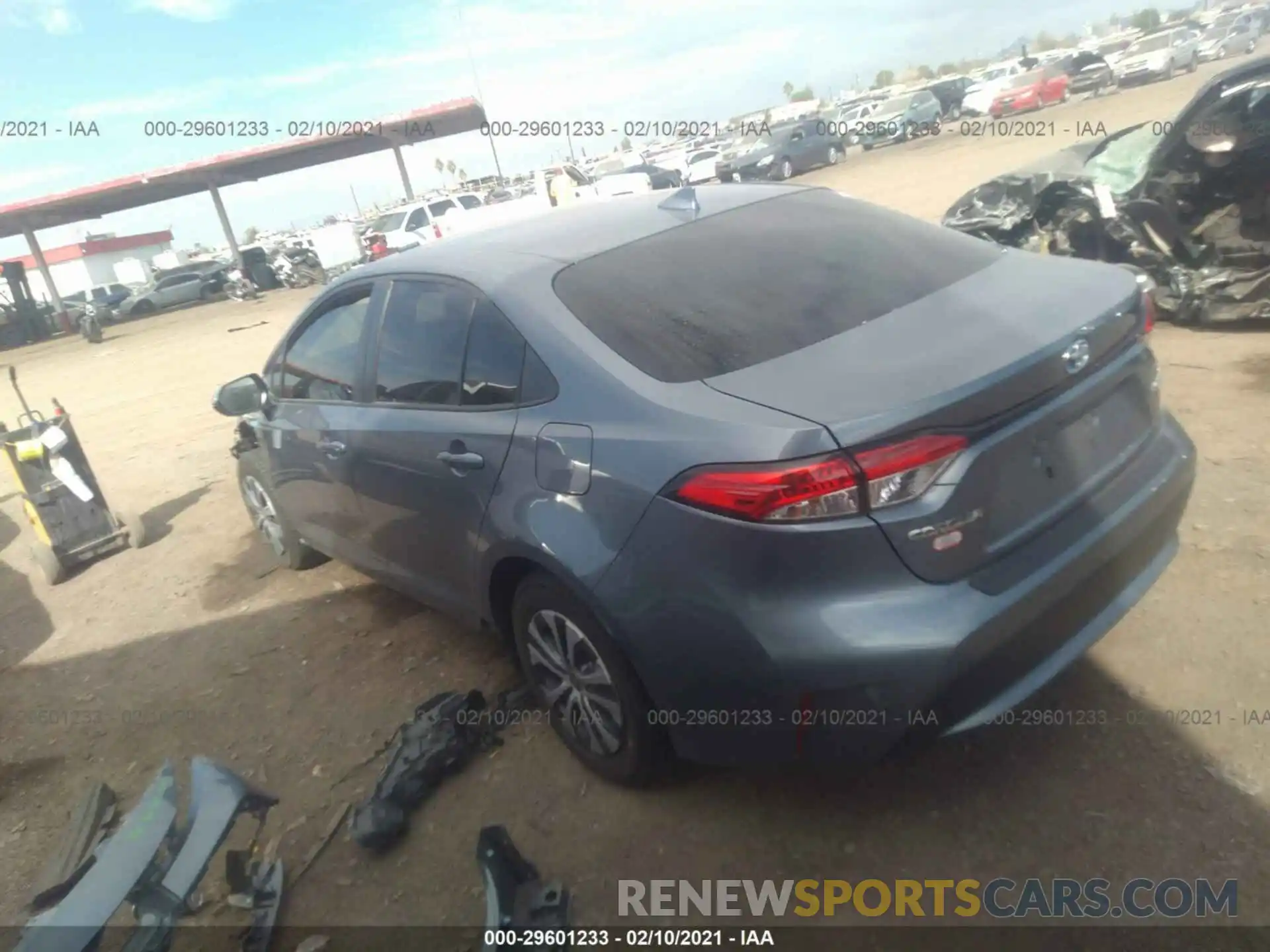 3 Photograph of a damaged car JTDEBRBE9LJ025068 TOYOTA COROLLA 2020