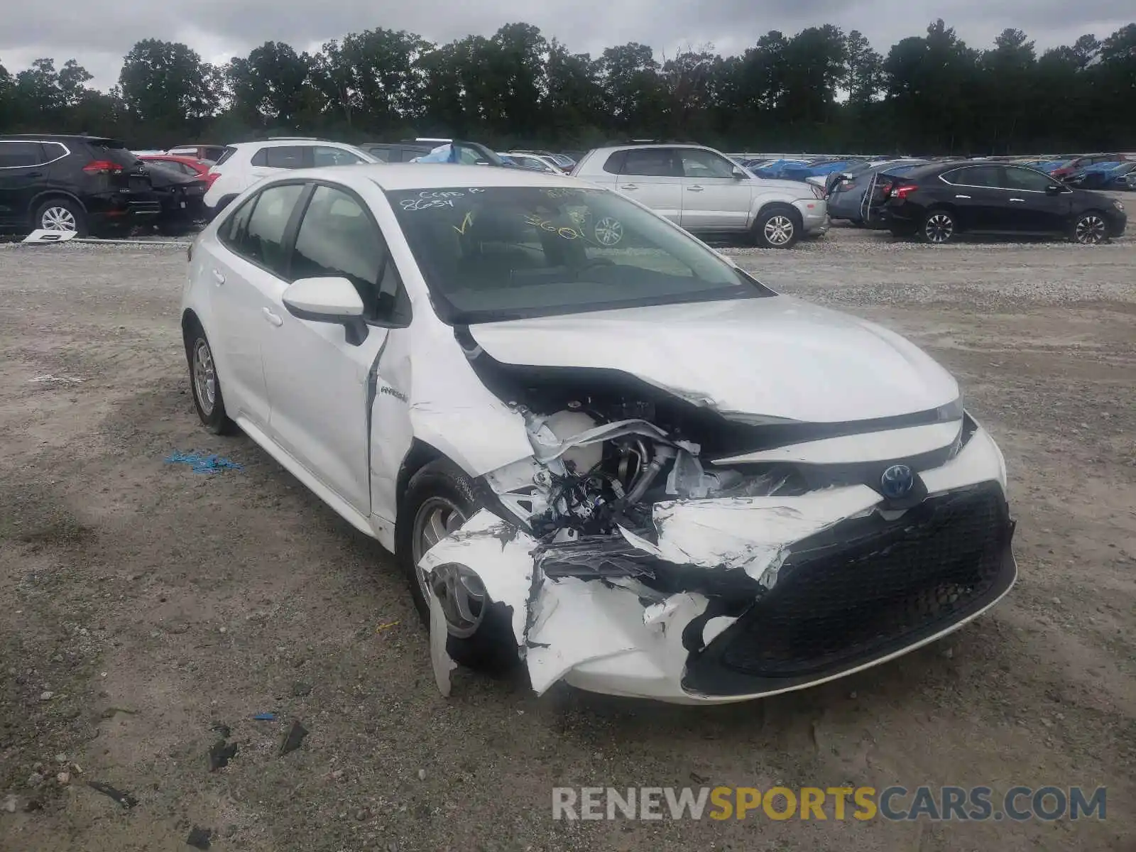 1 Photograph of a damaged car JTDEBRBE9LJ028634 TOYOTA COROLLA 2020