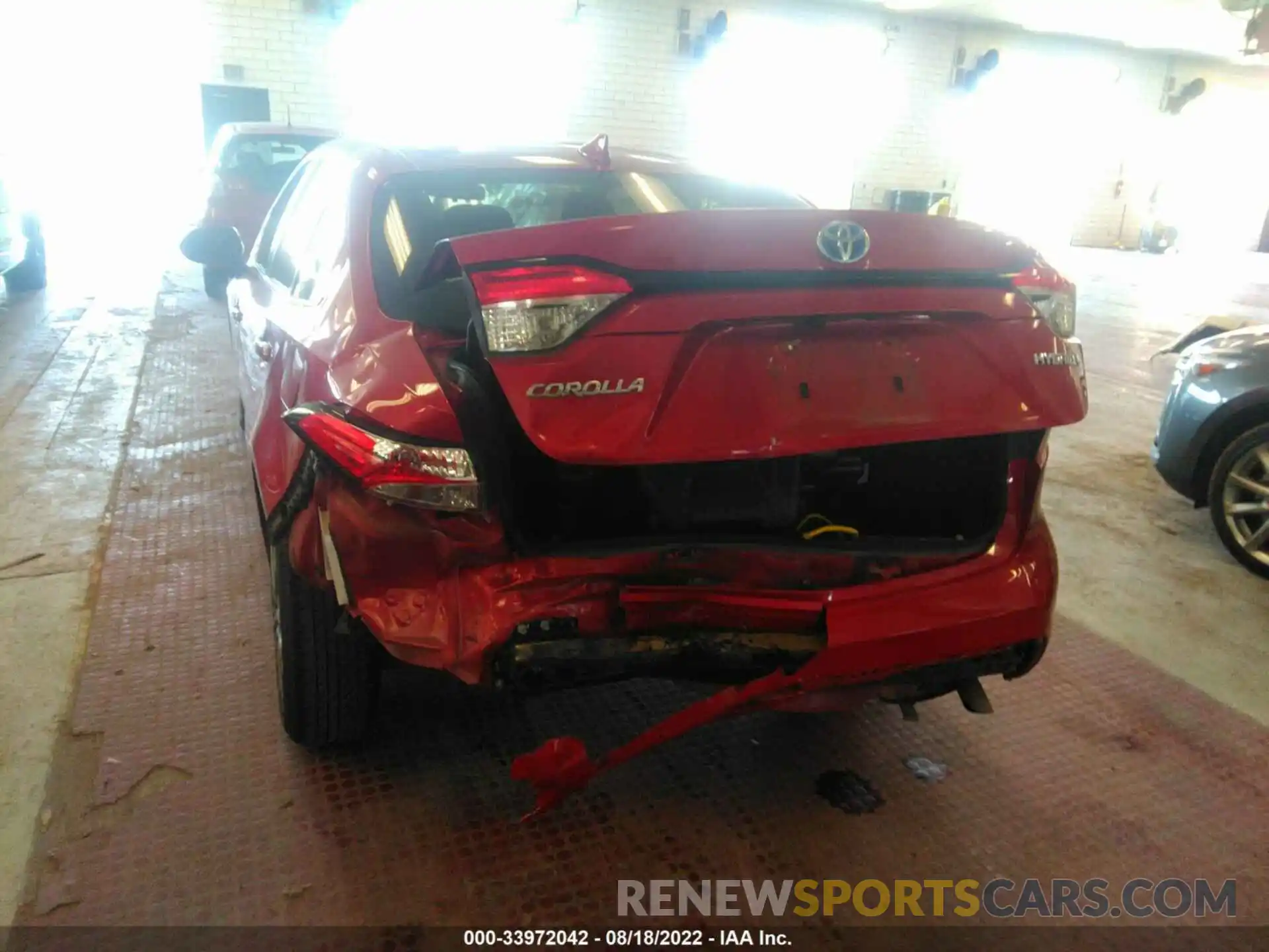 6 Photograph of a damaged car JTDEBRBEXLJ006545 TOYOTA COROLLA 2020