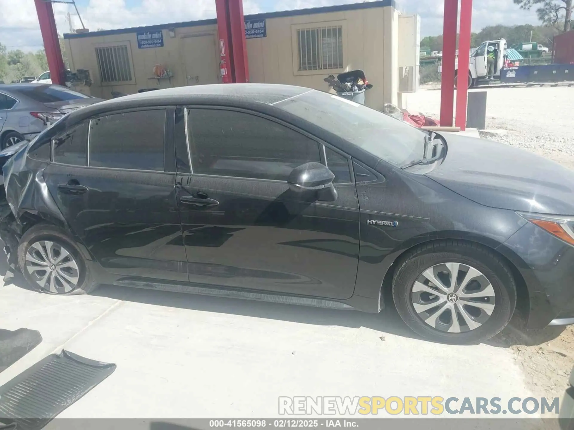 13 Photograph of a damaged car JTDEBRBEXLJ011535 TOYOTA COROLLA 2020