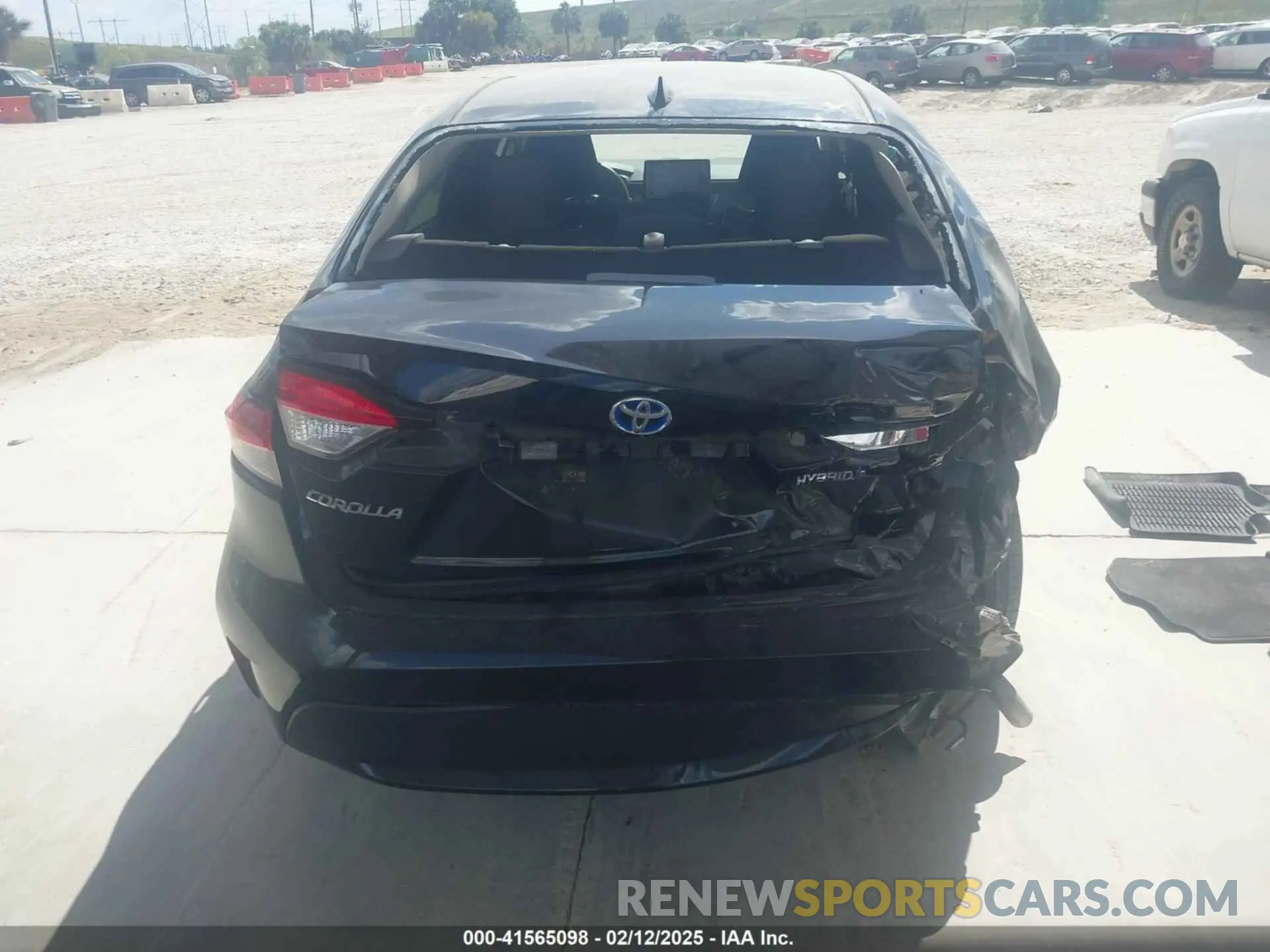 16 Photograph of a damaged car JTDEBRBEXLJ011535 TOYOTA COROLLA 2020