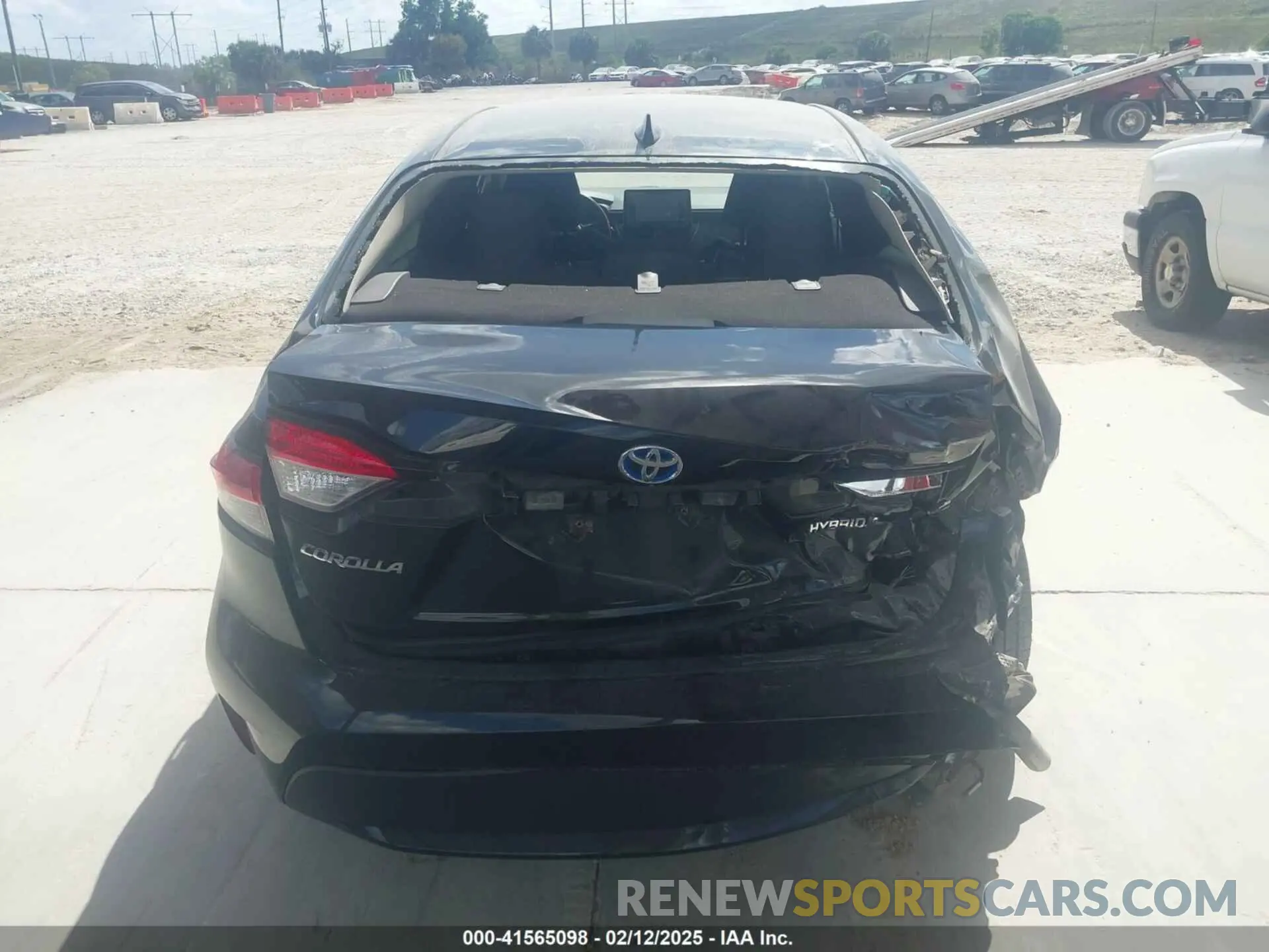 6 Photograph of a damaged car JTDEBRBEXLJ011535 TOYOTA COROLLA 2020