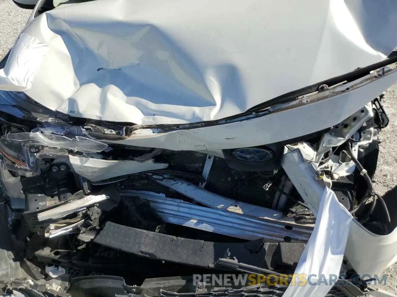 11 Photograph of a damaged car JTDEBRBEXLJ018386 TOYOTA COROLLA 2020