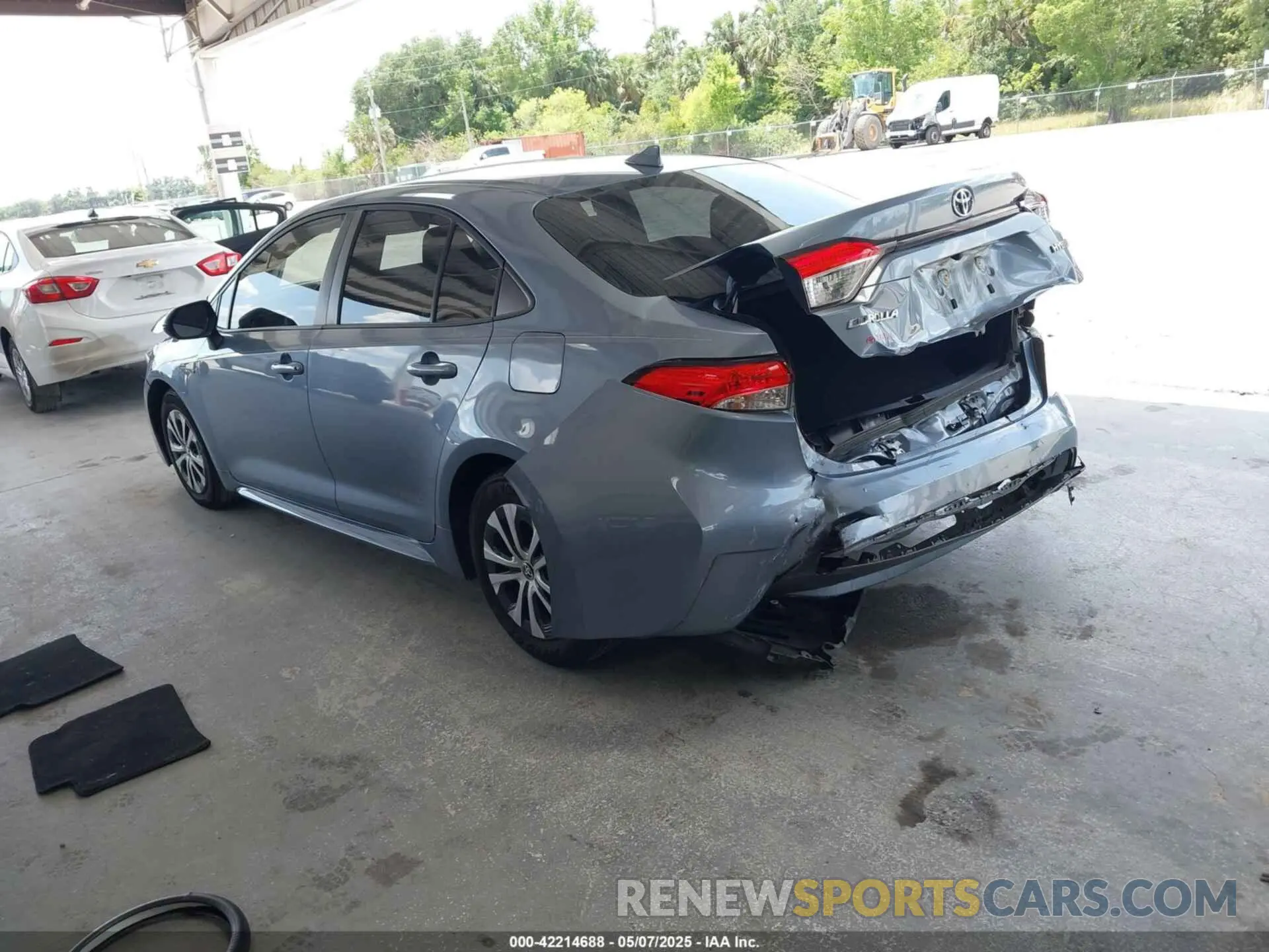 3 Photograph of a damaged car JTDEBRBEXLJ026195 TOYOTA COROLLA 2020