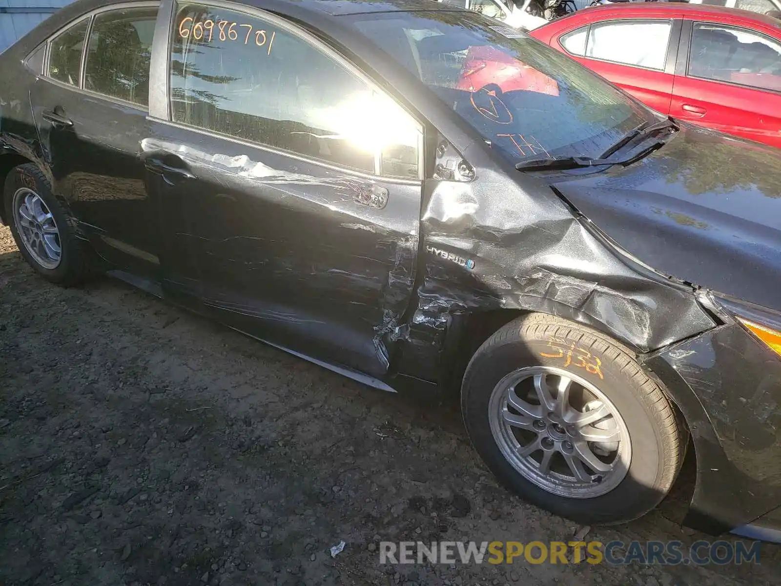 9 Photograph of a damaged car JTDEBRBEXLJ030313 TOYOTA COROLLA 2020