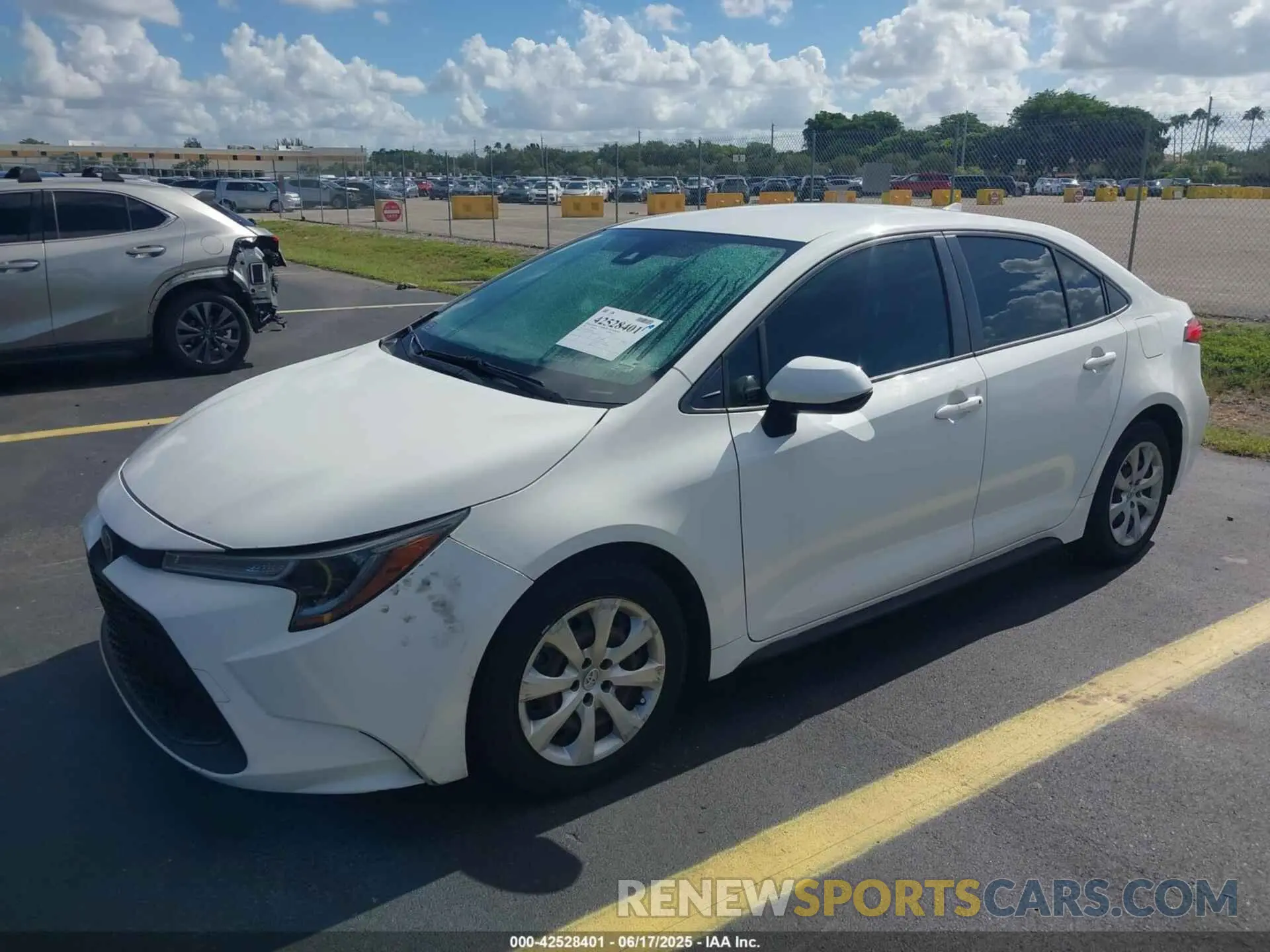 2 Photograph of a damaged car JTDEPRAE0LJ006525 TOYOTA COROLLA 2020