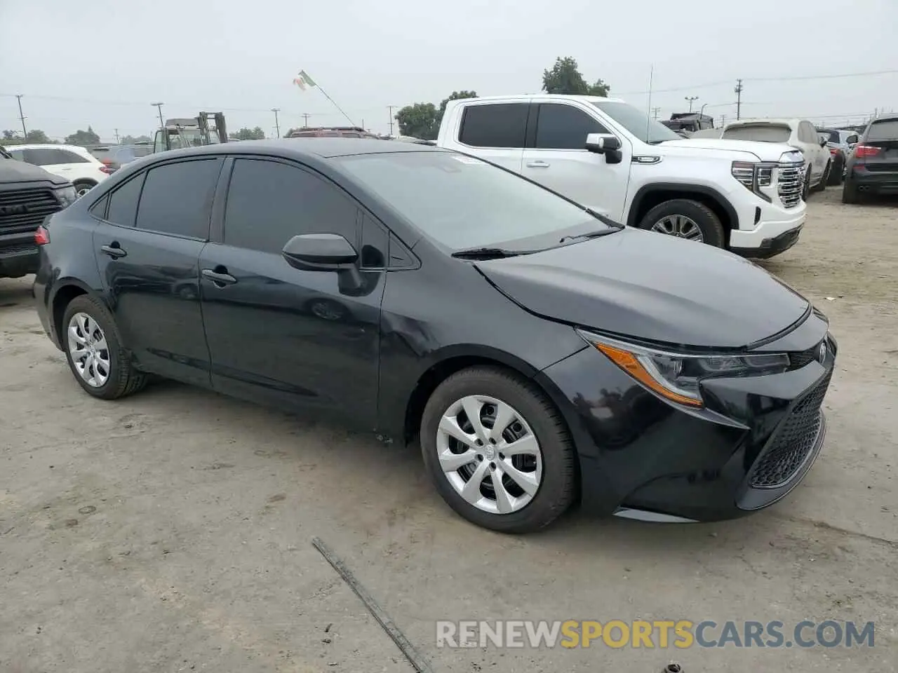 4 Photograph of a damaged car JTDEPRAE0LJ018612 TOYOTA COROLLA 2020