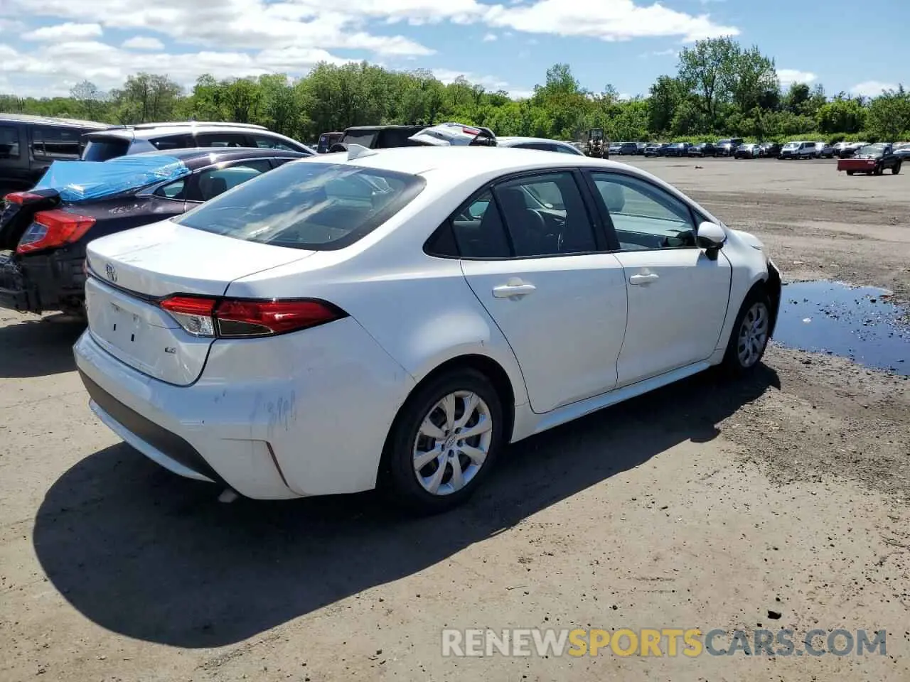 3 Photograph of a damaged car JTDEPRAE0LJ020361 TOYOTA COROLLA 2020
