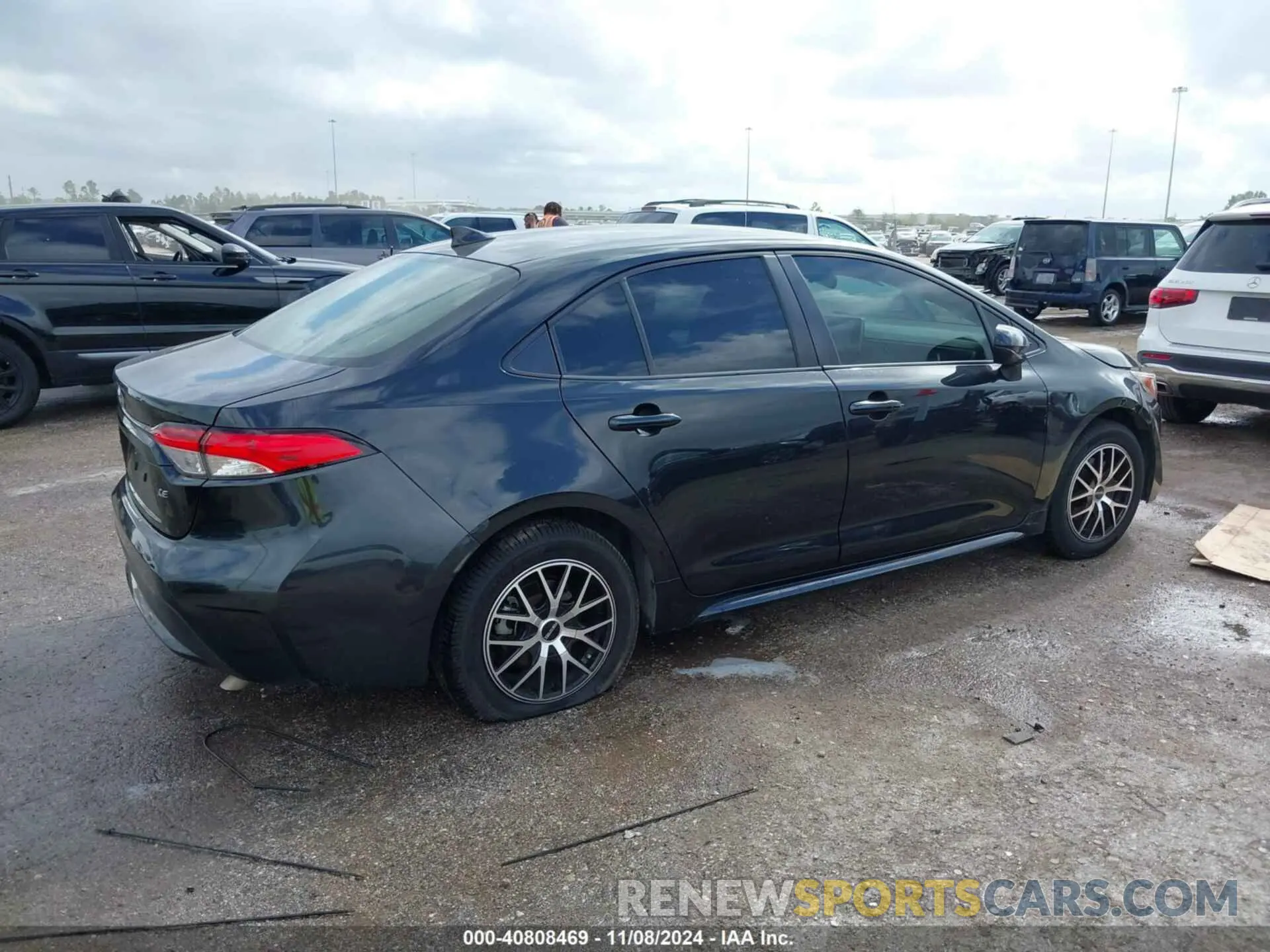 4 Photograph of a damaged car JTDEPRAE0LJ028203 TOYOTA COROLLA 2020