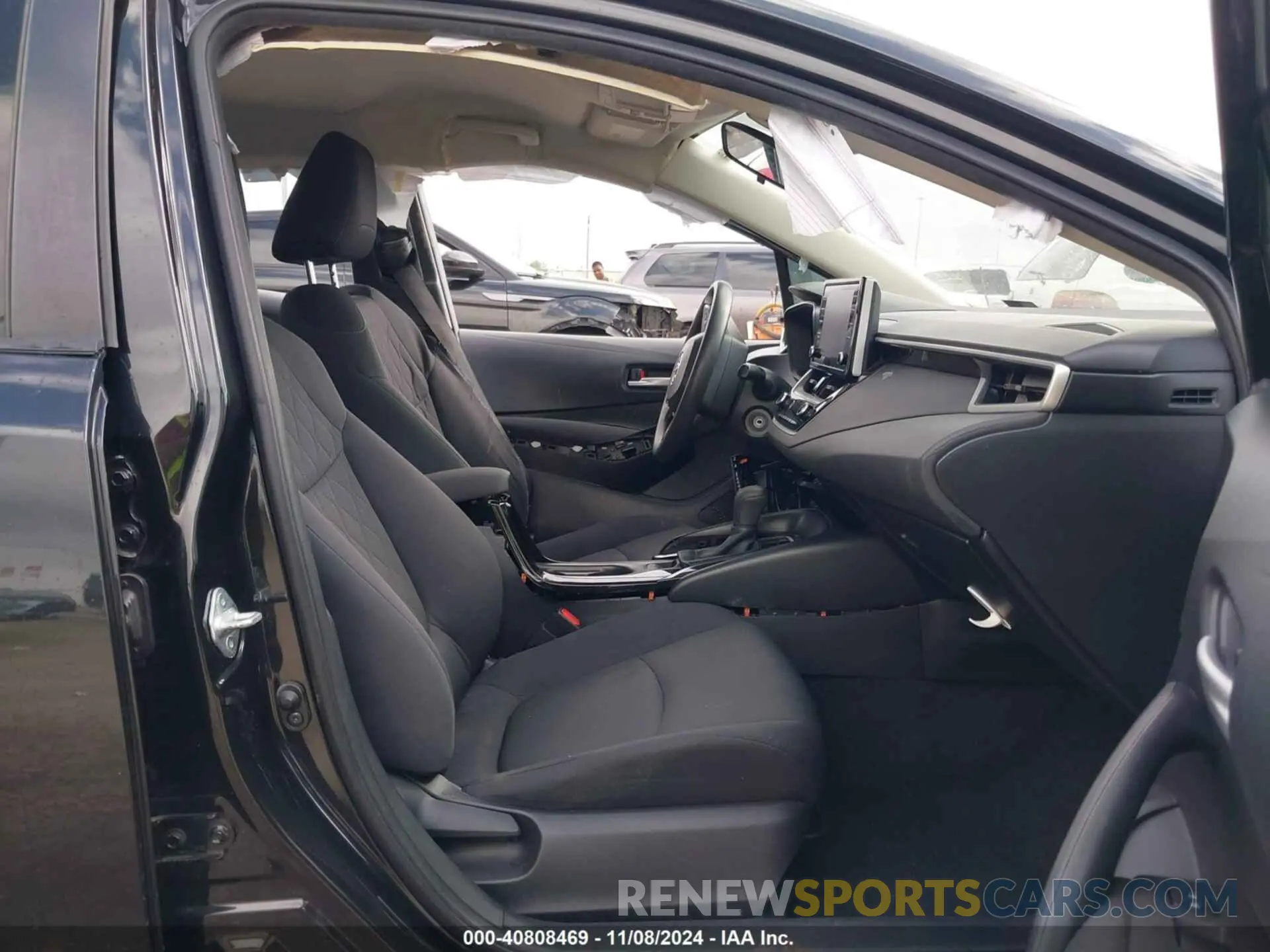 5 Photograph of a damaged car JTDEPRAE0LJ028203 TOYOTA COROLLA 2020