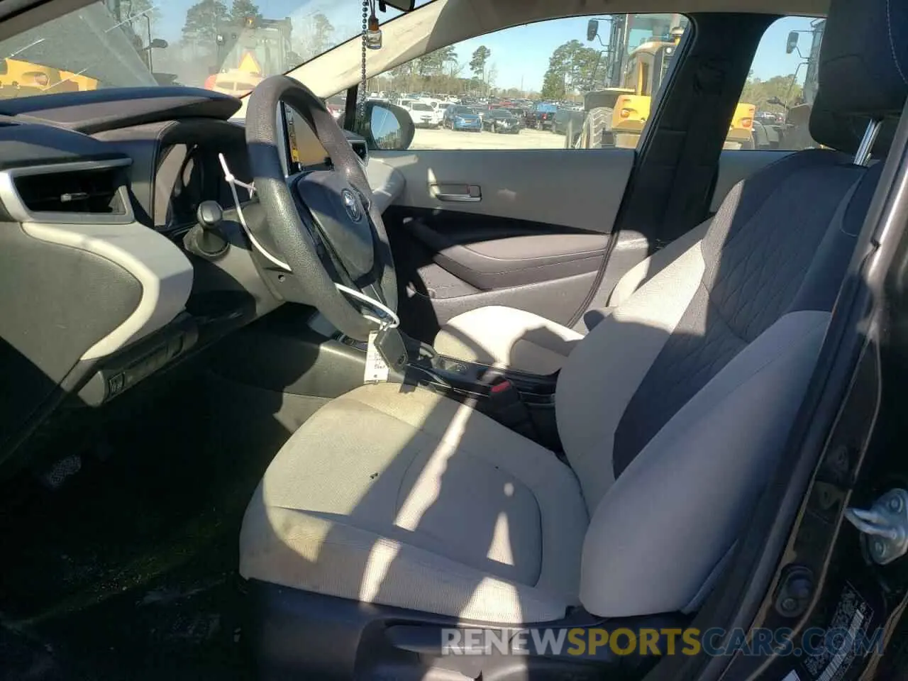 7 Photograph of a damaged car JTDEPRAE0LJ034261 TOYOTA COROLLA 2020