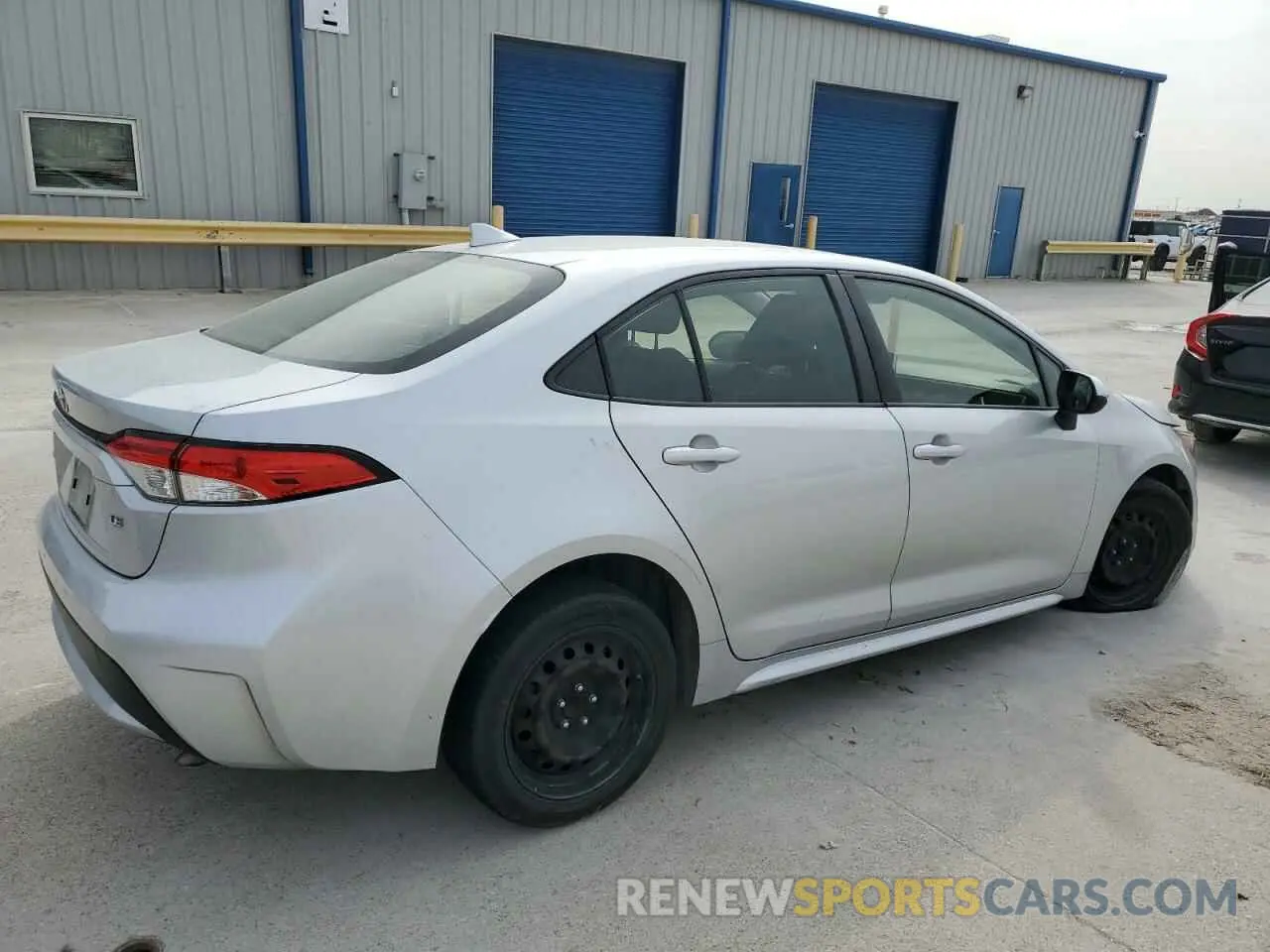 3 Photograph of a damaged car JTDEPRAE0LJ043624 TOYOTA COROLLA 2020