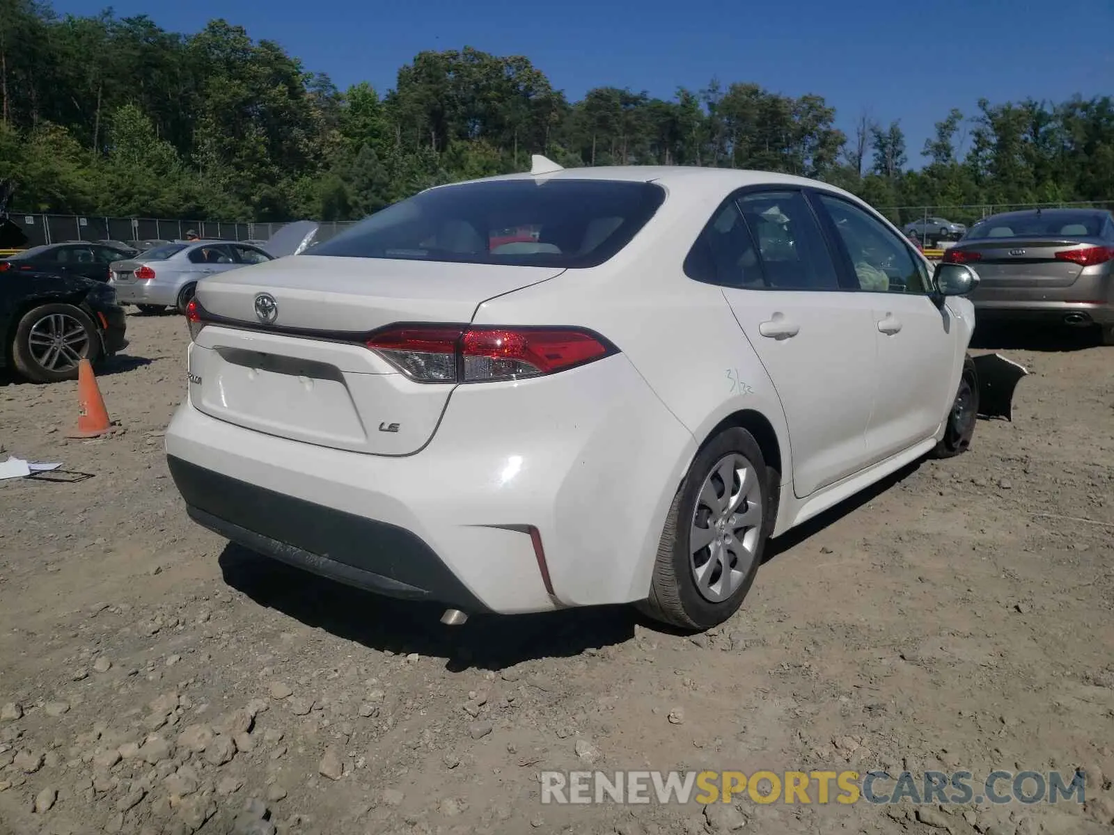 4 Photograph of a damaged car JTDEPRAE0LJ045390 TOYOTA COROLLA 2020