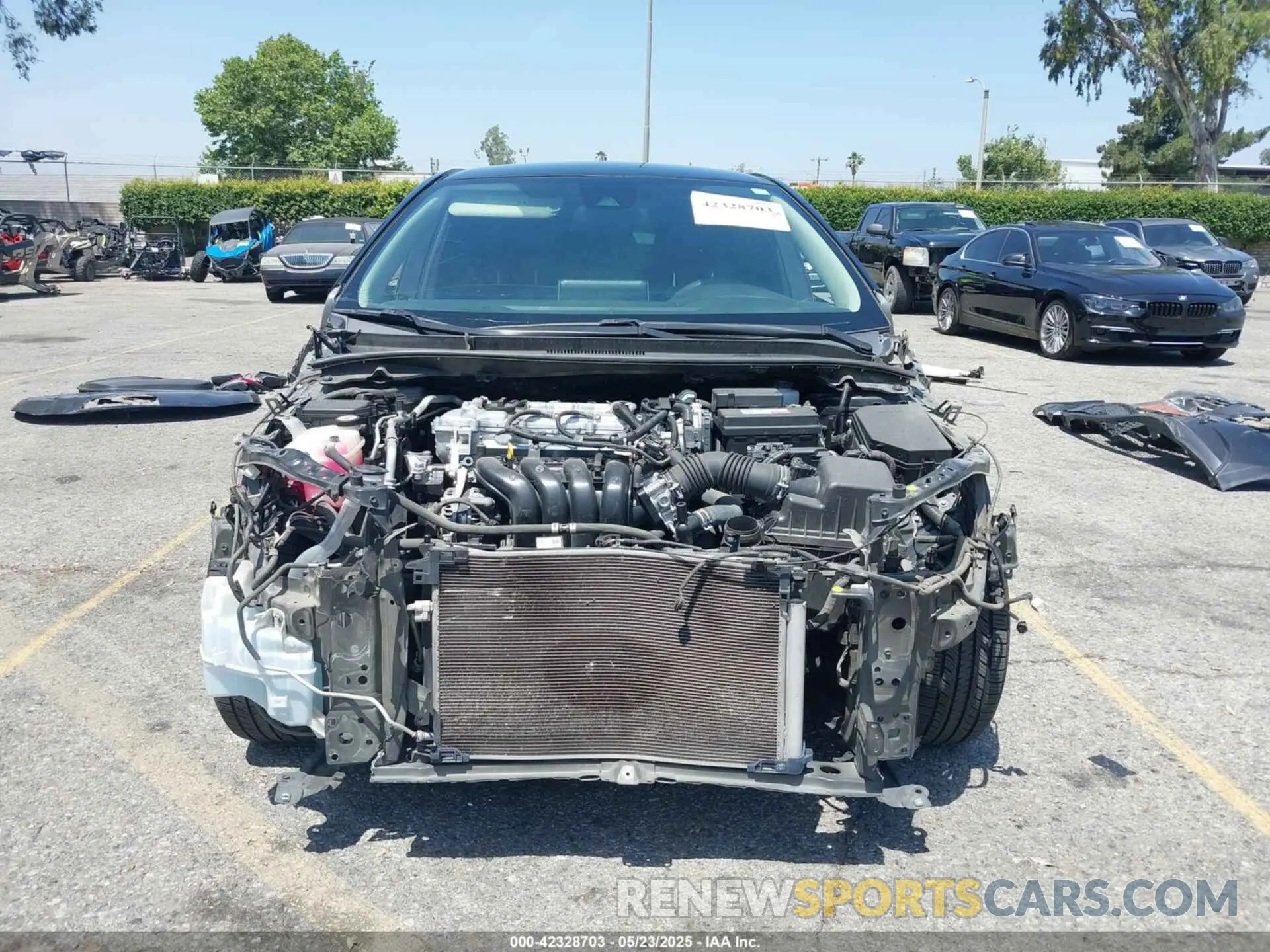 13 Photograph of a damaged car JTDEPRAE0LJ045664 TOYOTA COROLLA 2020