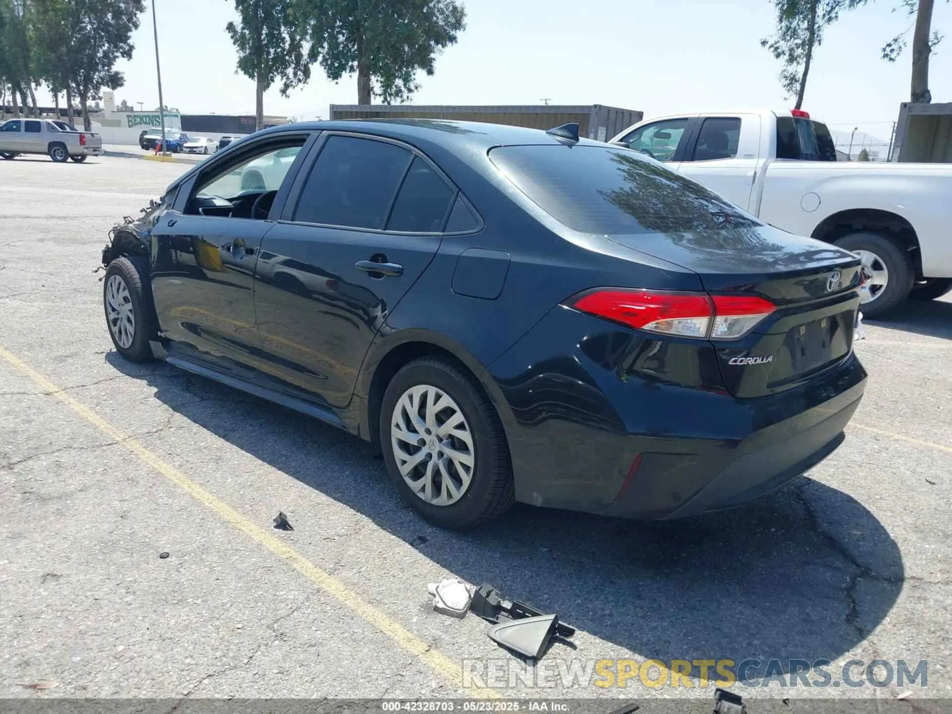 3 Photograph of a damaged car JTDEPRAE0LJ045664 TOYOTA COROLLA 2020