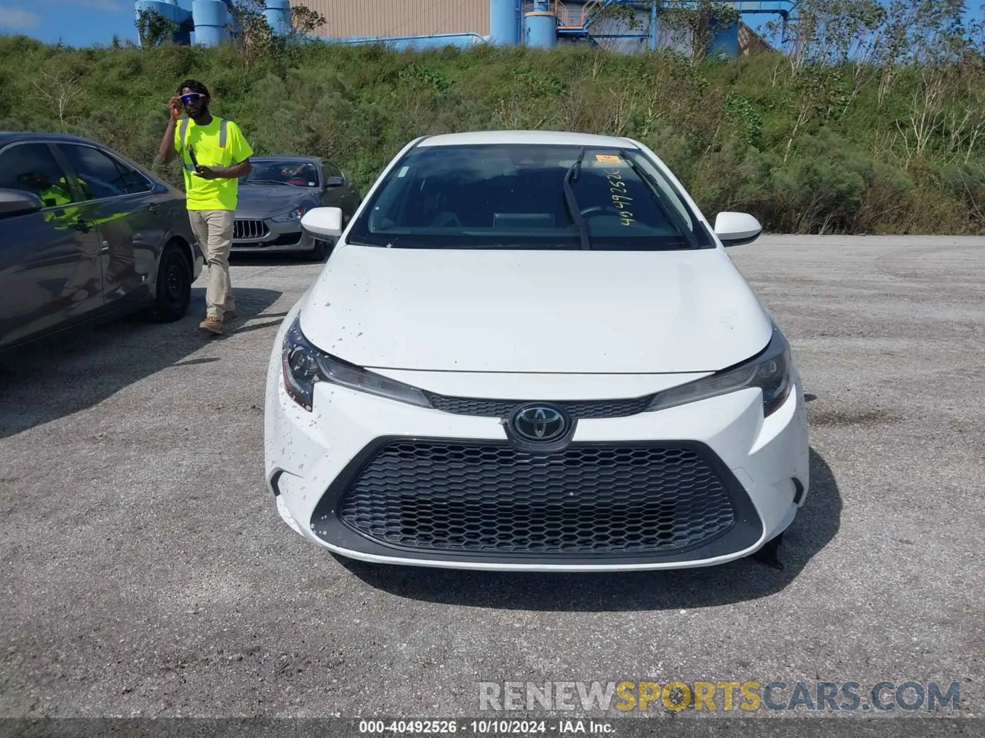 11 Photograph of a damaged car JTDEPRAE0LJ050492 TOYOTA COROLLA 2020
