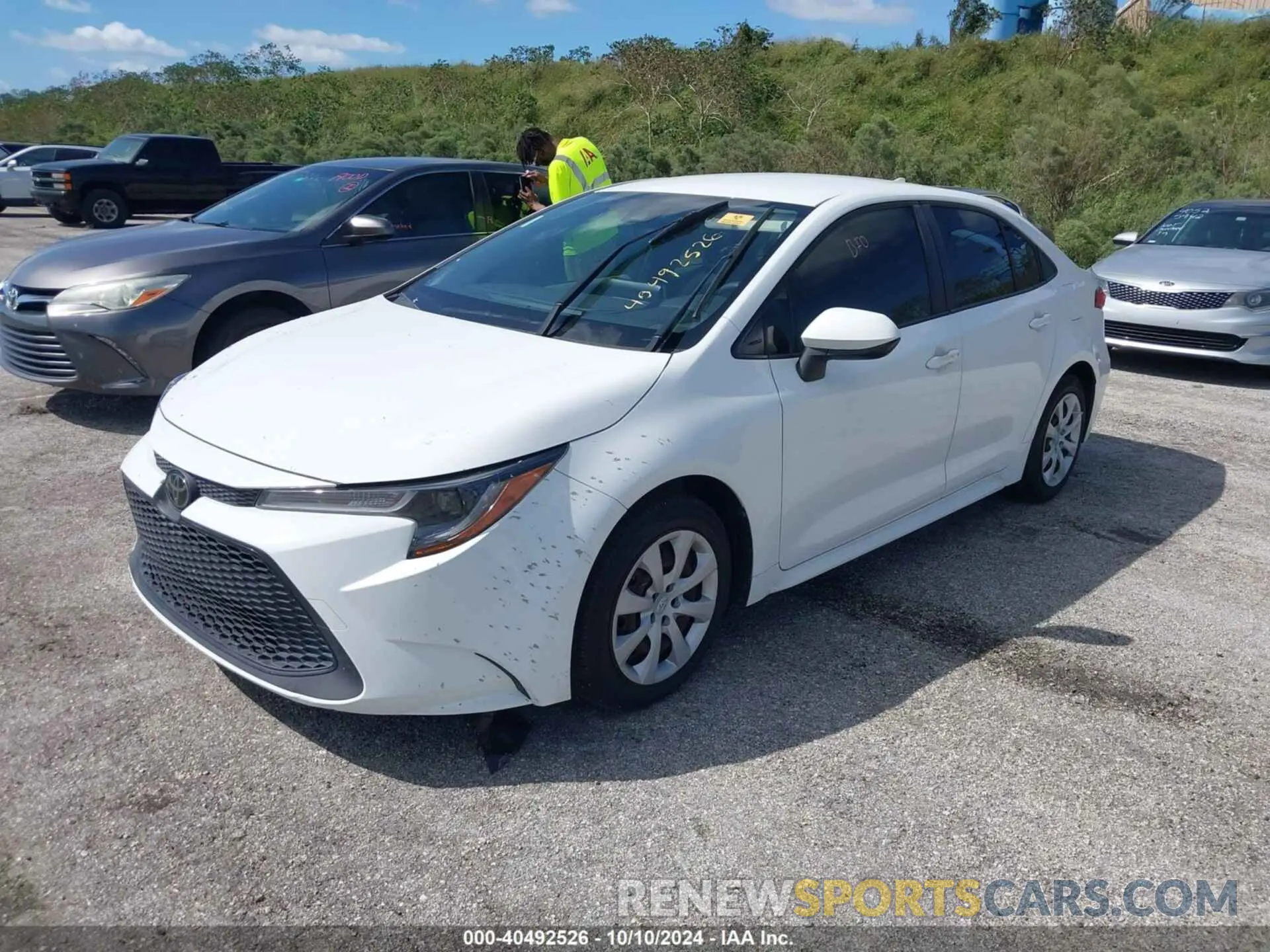 2 Photograph of a damaged car JTDEPRAE0LJ050492 TOYOTA COROLLA 2020
