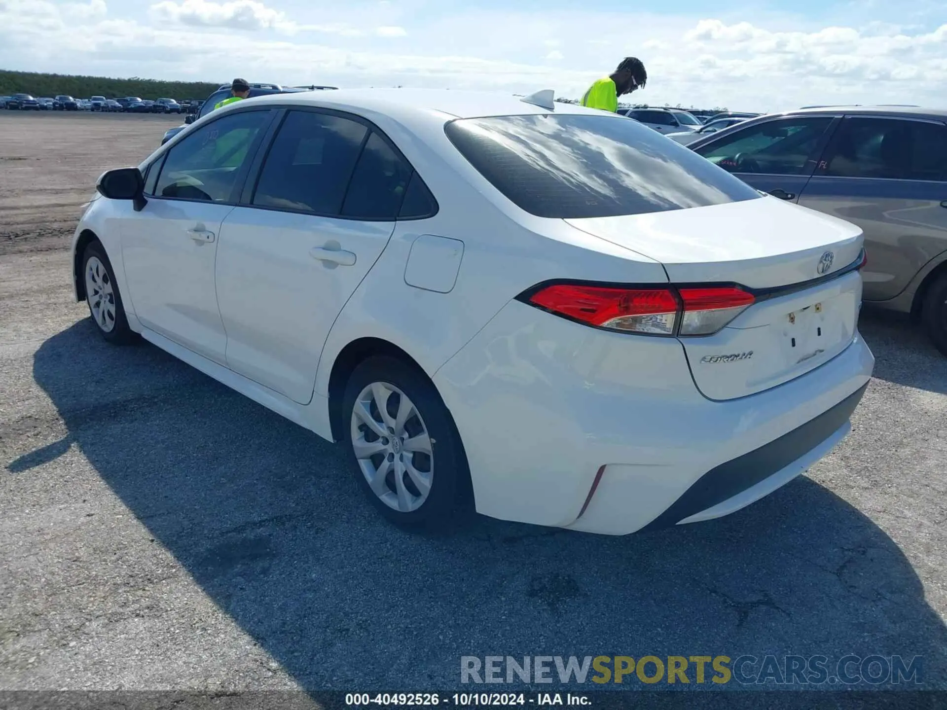 3 Photograph of a damaged car JTDEPRAE0LJ050492 TOYOTA COROLLA 2020
