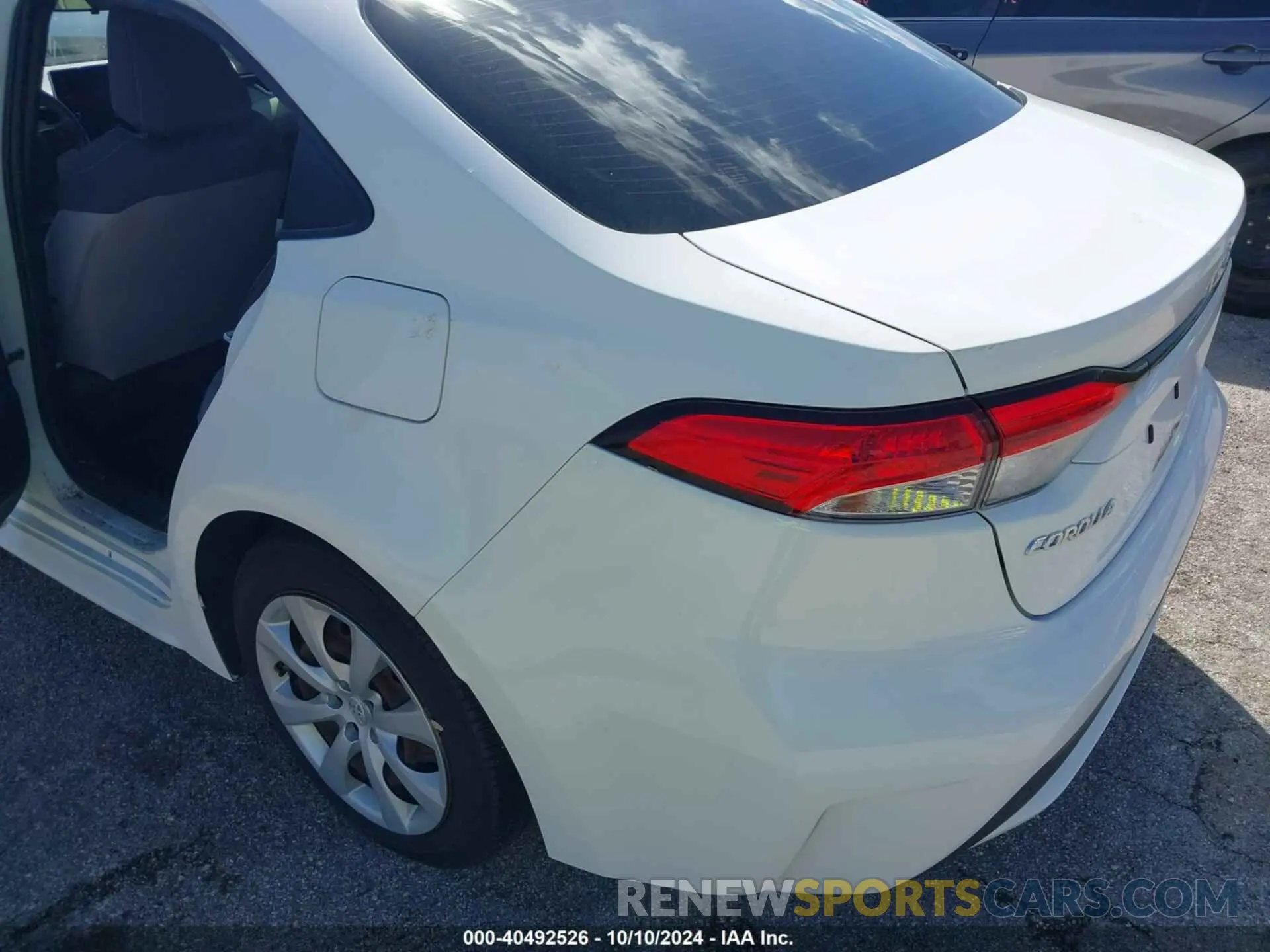 6 Photograph of a damaged car JTDEPRAE0LJ050492 TOYOTA COROLLA 2020