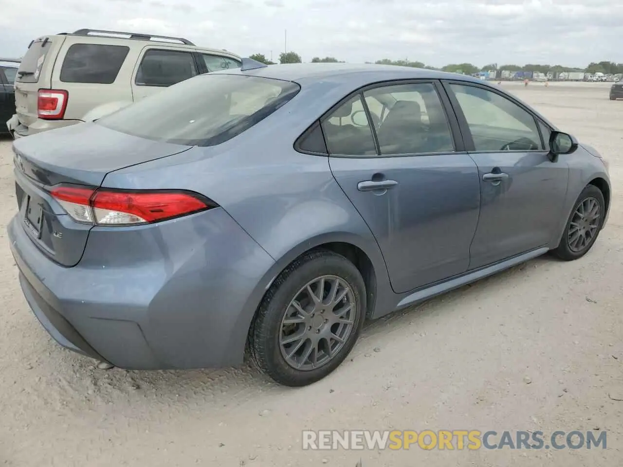 3 Photograph of a damaged car JTDEPRAE0LJ050766 TOYOTA COROLLA 2020