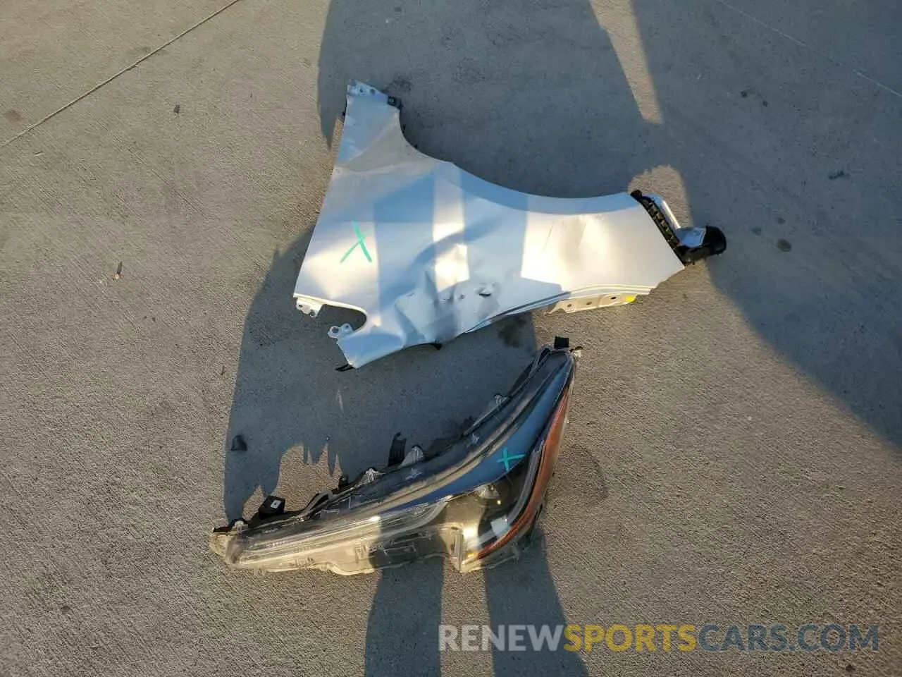 12 Photograph of a damaged car JTDEPRAE0LJ055840 TOYOTA COROLLA 2020
