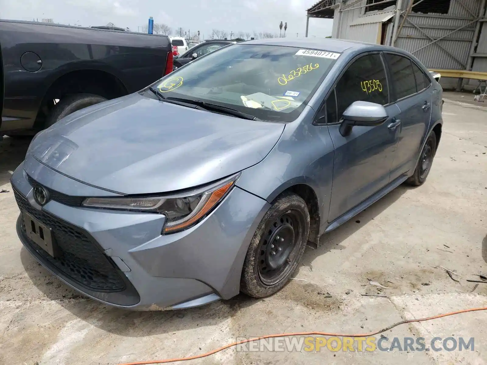 2 Photograph of a damaged car JTDEPRAE0LJ063386 TOYOTA COROLLA 2020