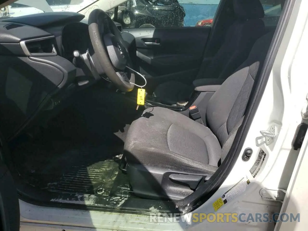 7 Photograph of a damaged car JTDEPRAE0LJ065025 TOYOTA COROLLA 2020