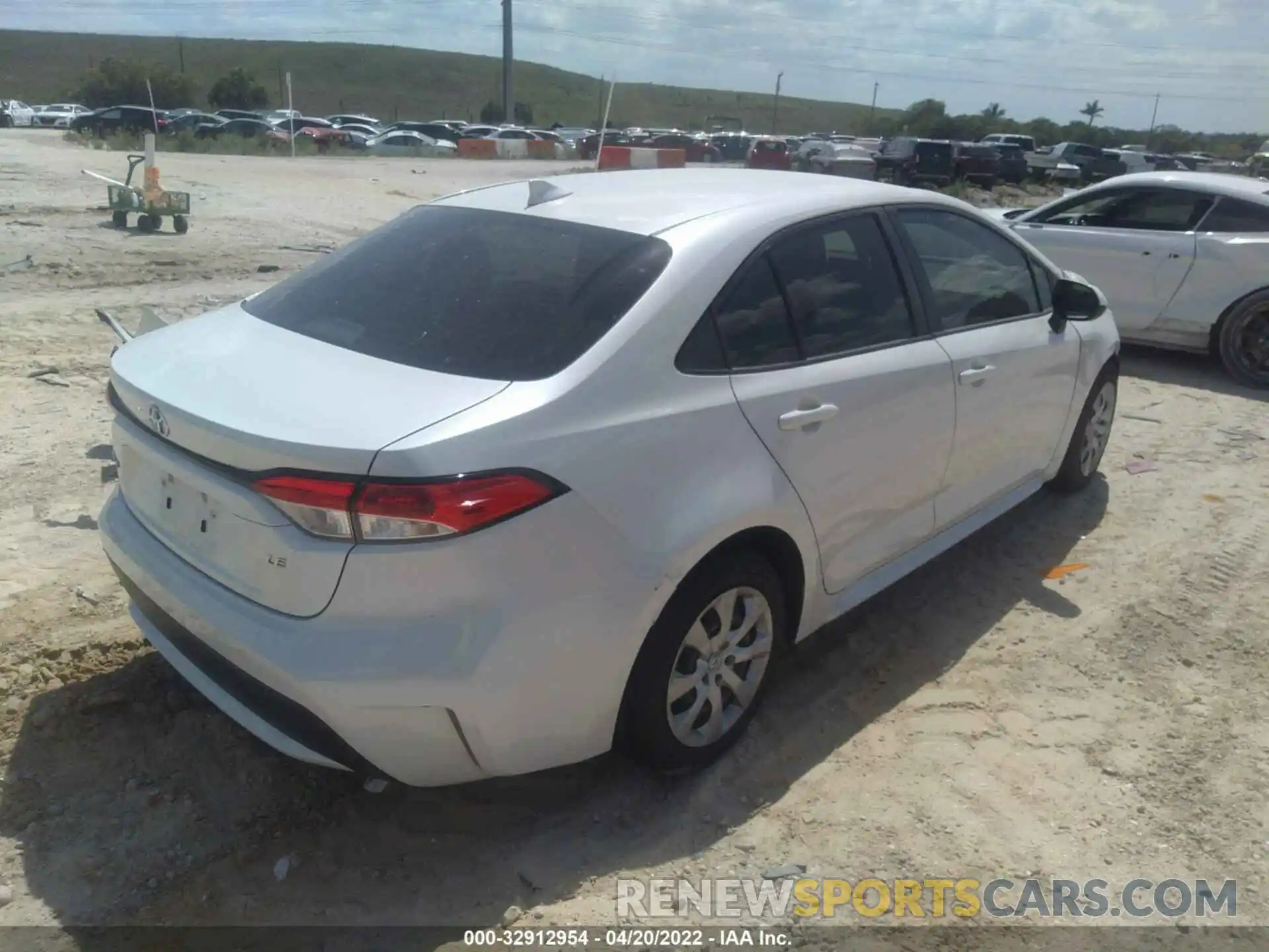 4 Photograph of a damaged car JTDEPRAE0LJ073609 TOYOTA COROLLA 2020