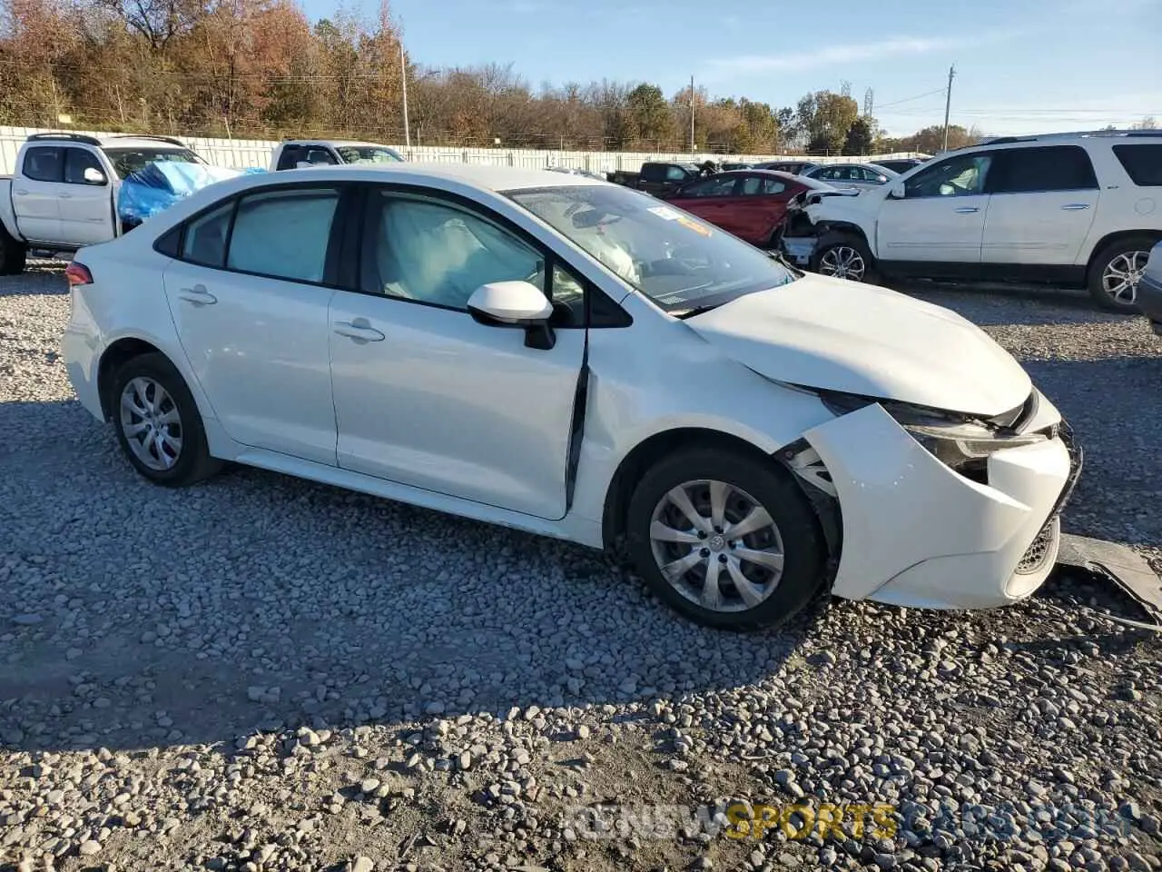 4 Photograph of a damaged car JTDEPRAE0LJ073819 TOYOTA COROLLA 2020