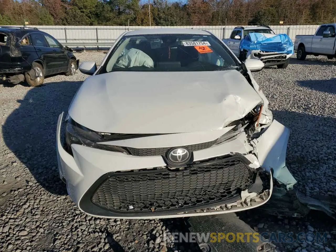 5 Photograph of a damaged car JTDEPRAE0LJ073819 TOYOTA COROLLA 2020