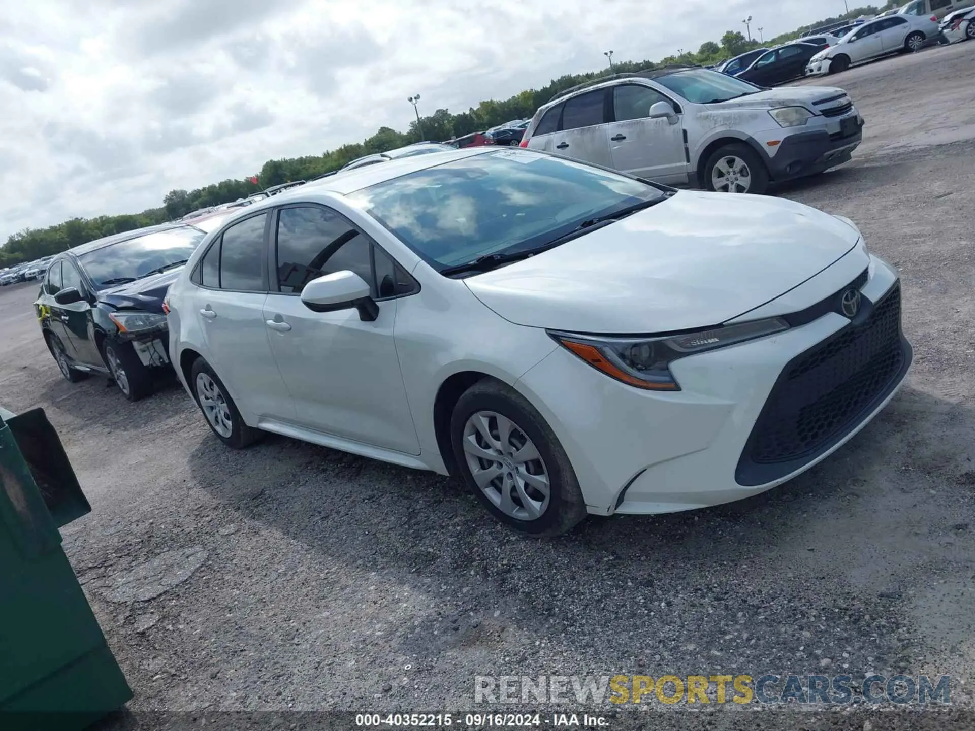 13 Photograph of a damaged car JTDEPRAE0LJ073917 TOYOTA COROLLA 2020