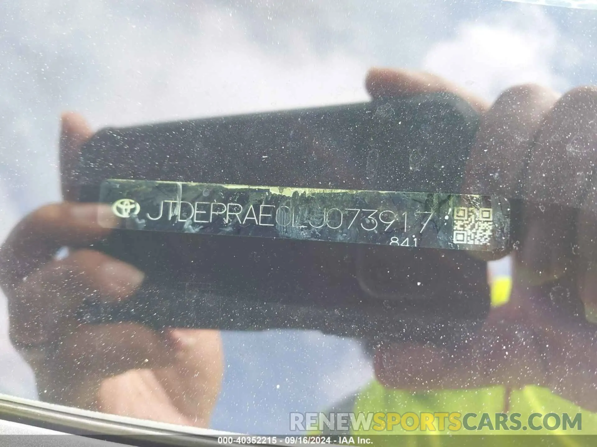 9 Photograph of a damaged car JTDEPRAE0LJ073917 TOYOTA COROLLA 2020