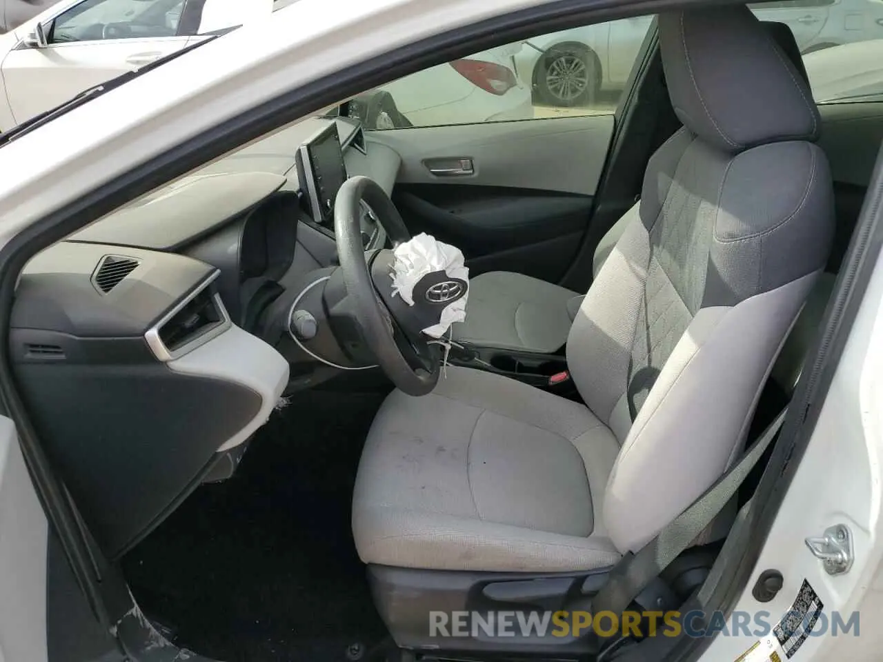 7 Photograph of a damaged car JTDEPRAE0LJ081290 TOYOTA COROLLA 2020