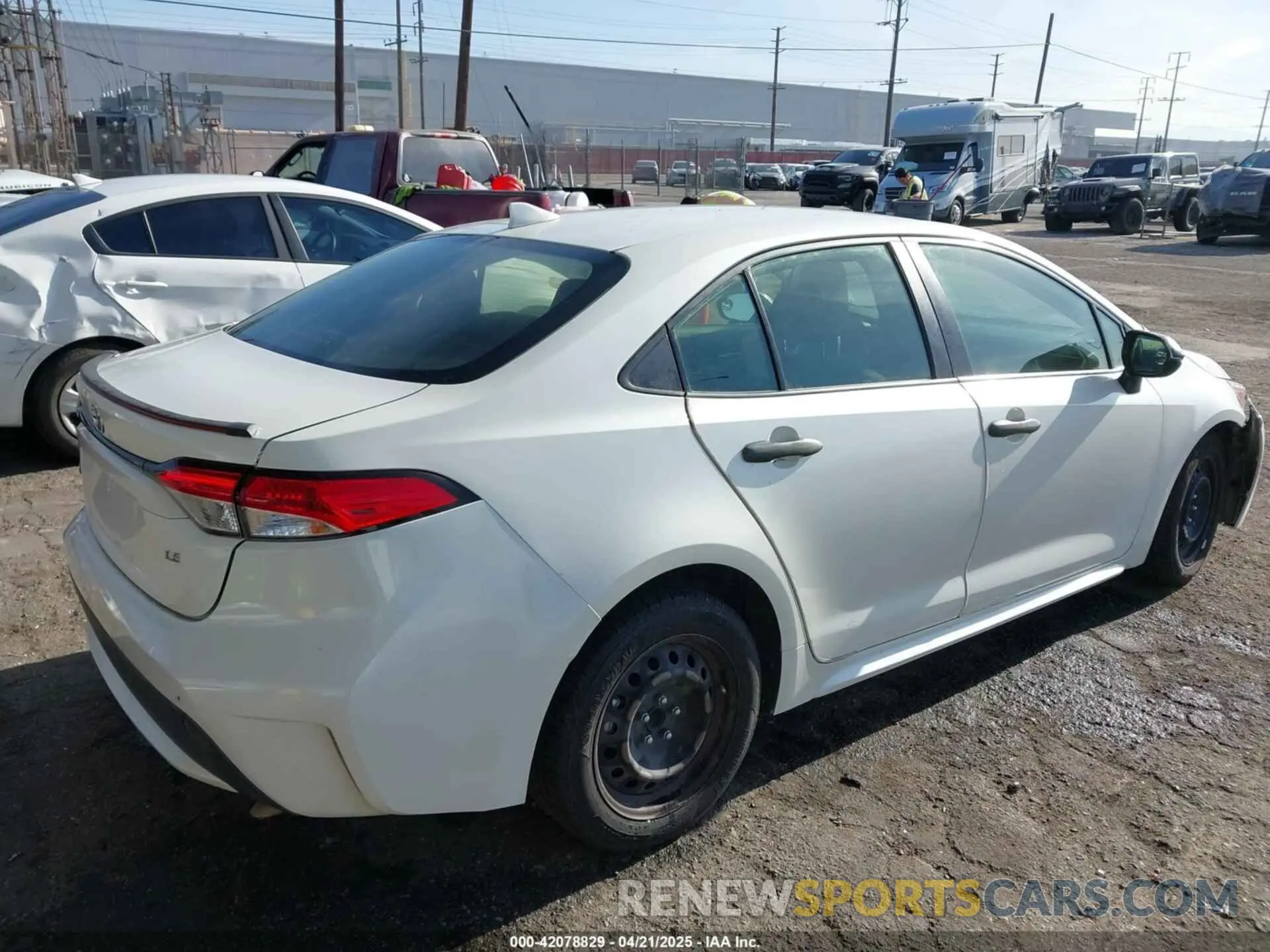 4 Photograph of a damaged car JTDEPRAE0LJ091639 TOYOTA COROLLA 2020
