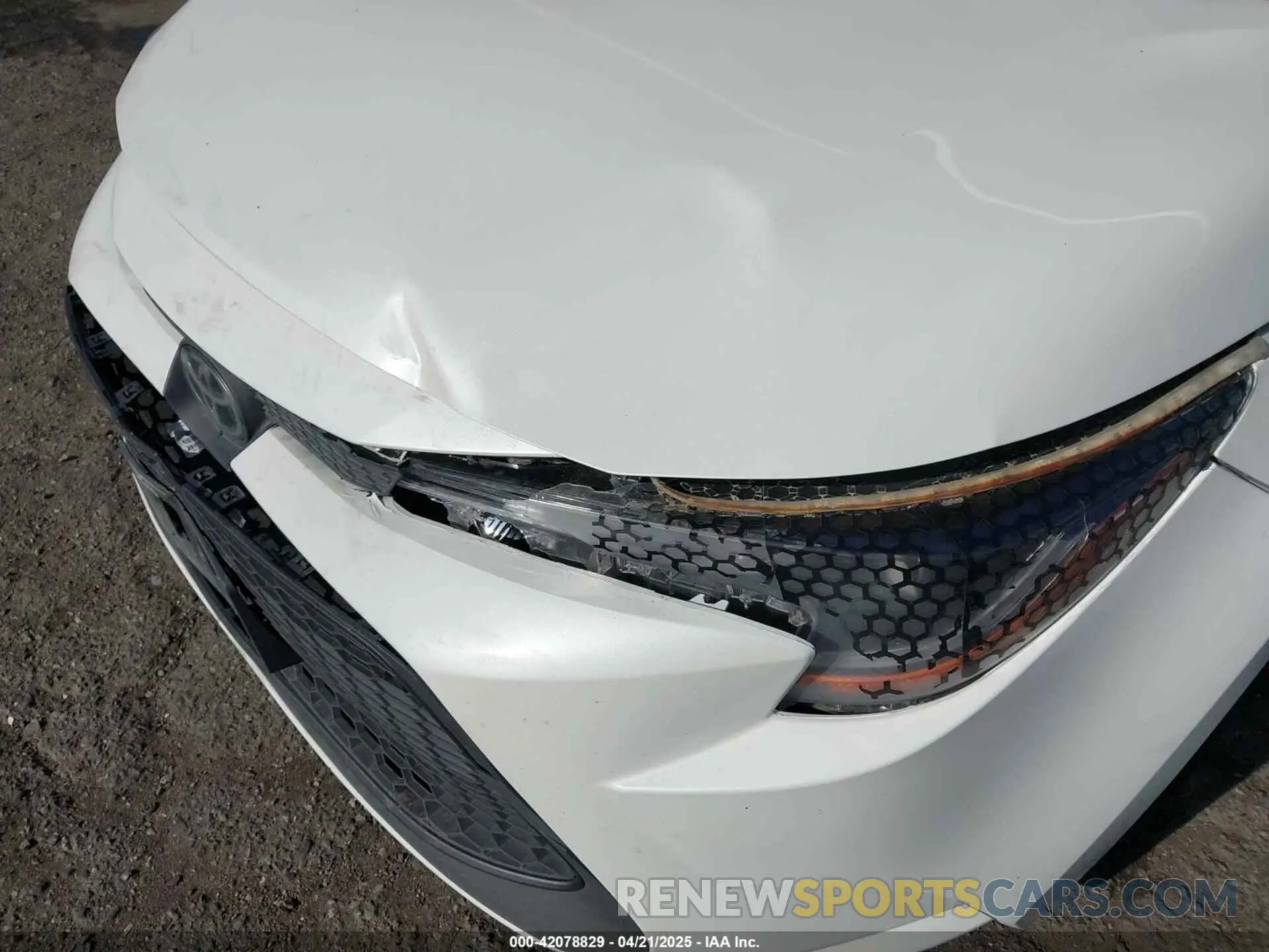 6 Photograph of a damaged car JTDEPRAE0LJ091639 TOYOTA COROLLA 2020