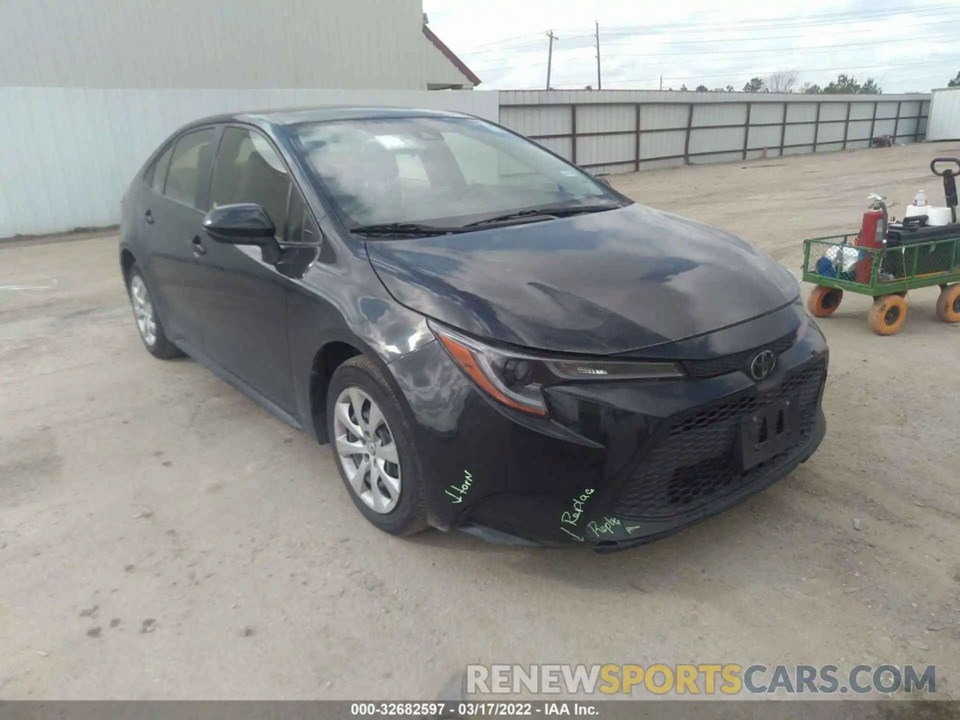 1 Photograph of a damaged car JTDEPRAE0LJ095402 TOYOTA COROLLA 2020