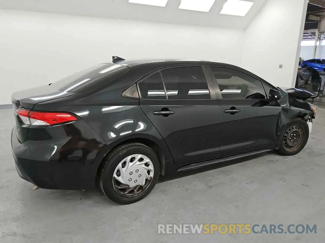 3 Photograph of a damaged car JTDEPRAE0LJ096615 TOYOTA COROLLA 2020