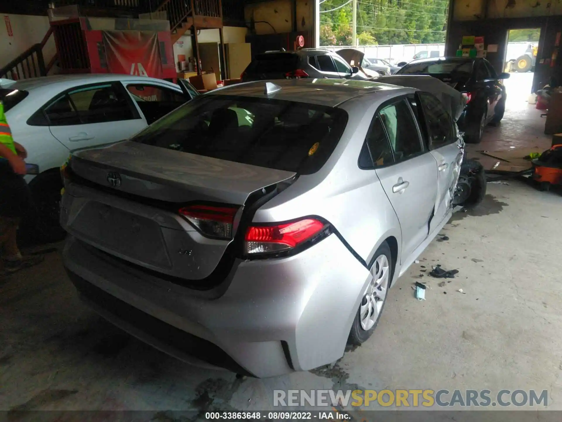 4 Photograph of a damaged car JTDEPRAE0LJ097019 TOYOTA COROLLA 2020