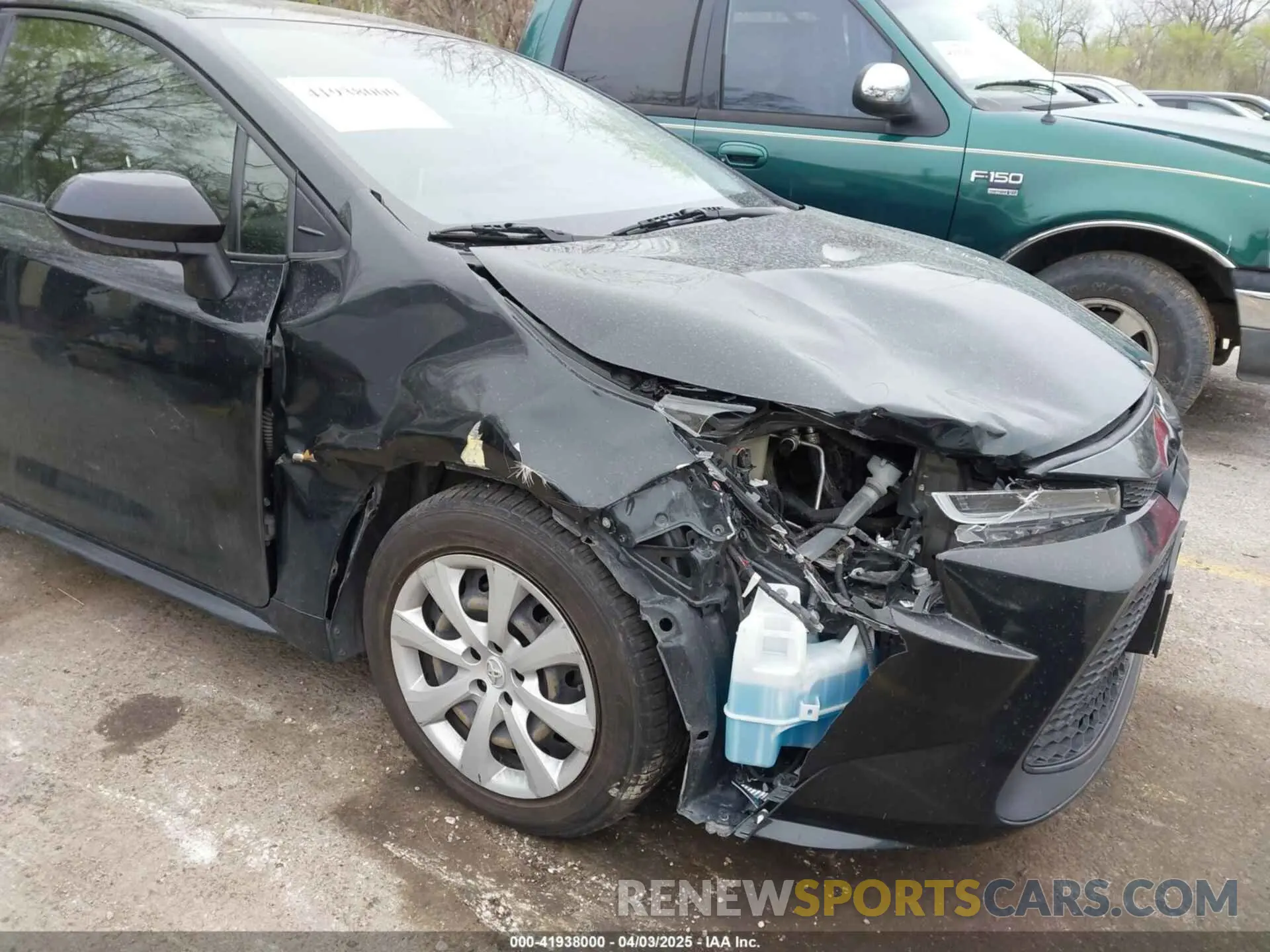 6 Photograph of a damaged car JTDEPRAE0LJ100355 TOYOTA COROLLA 2020