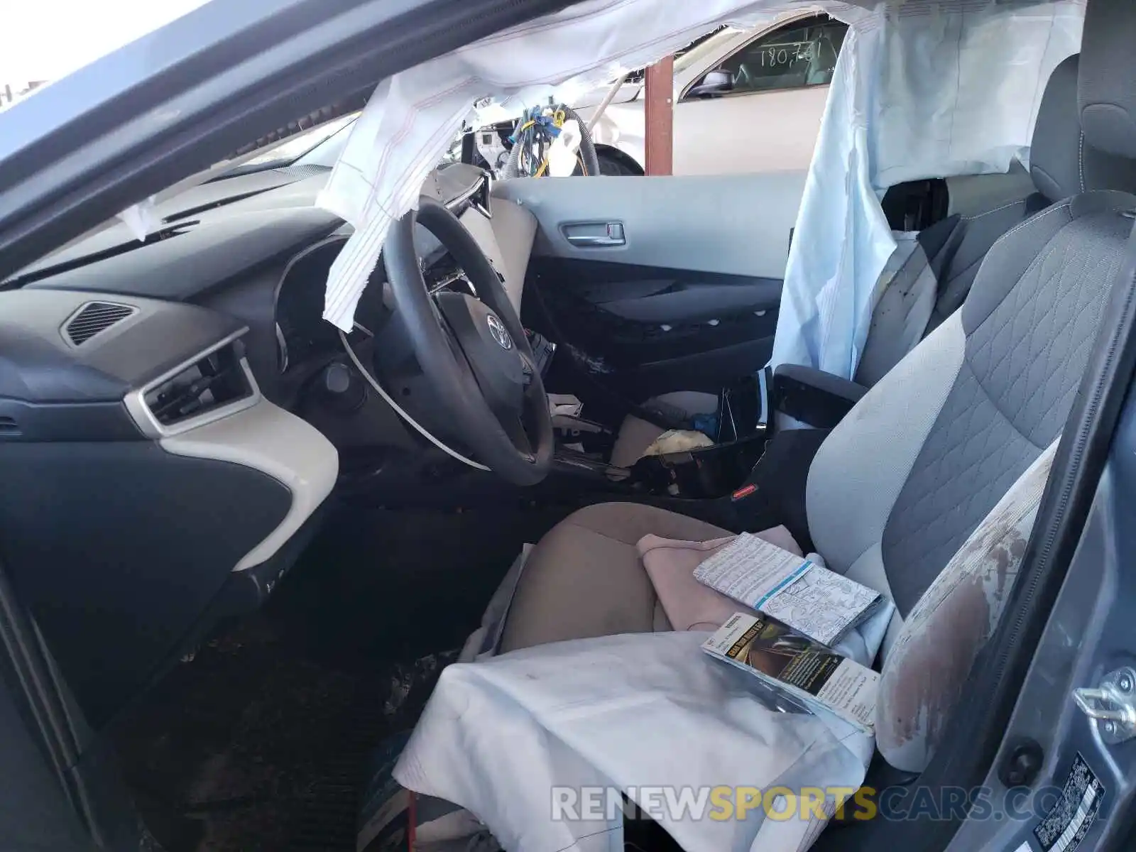 5 Photograph of a damaged car JTDEPRAE0LJ102199 TOYOTA COROLLA 2020