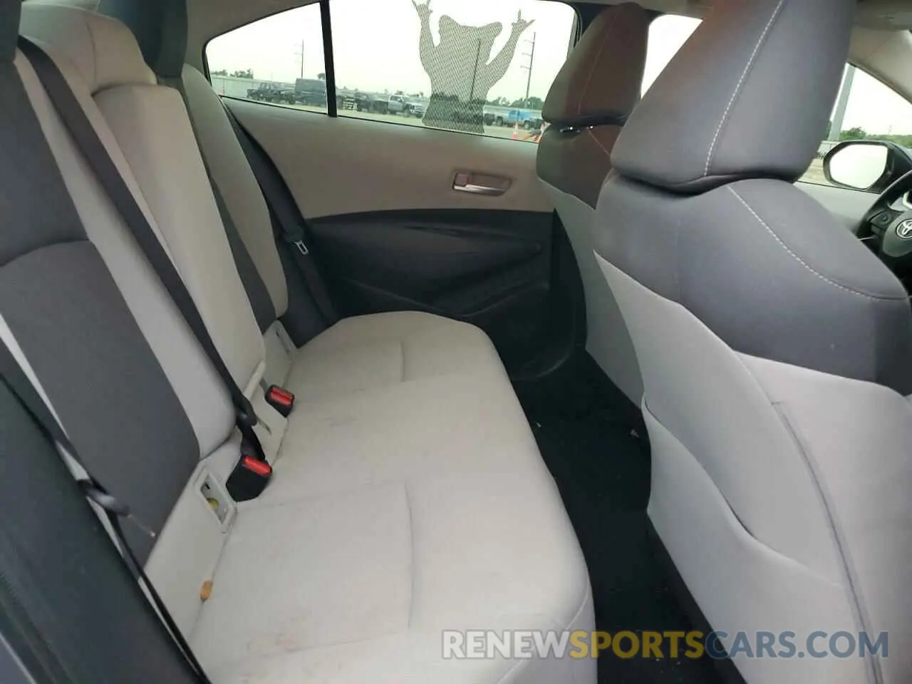 10 Photograph of a damaged car JTDEPRAE0LJ106348 TOYOTA COROLLA 2020