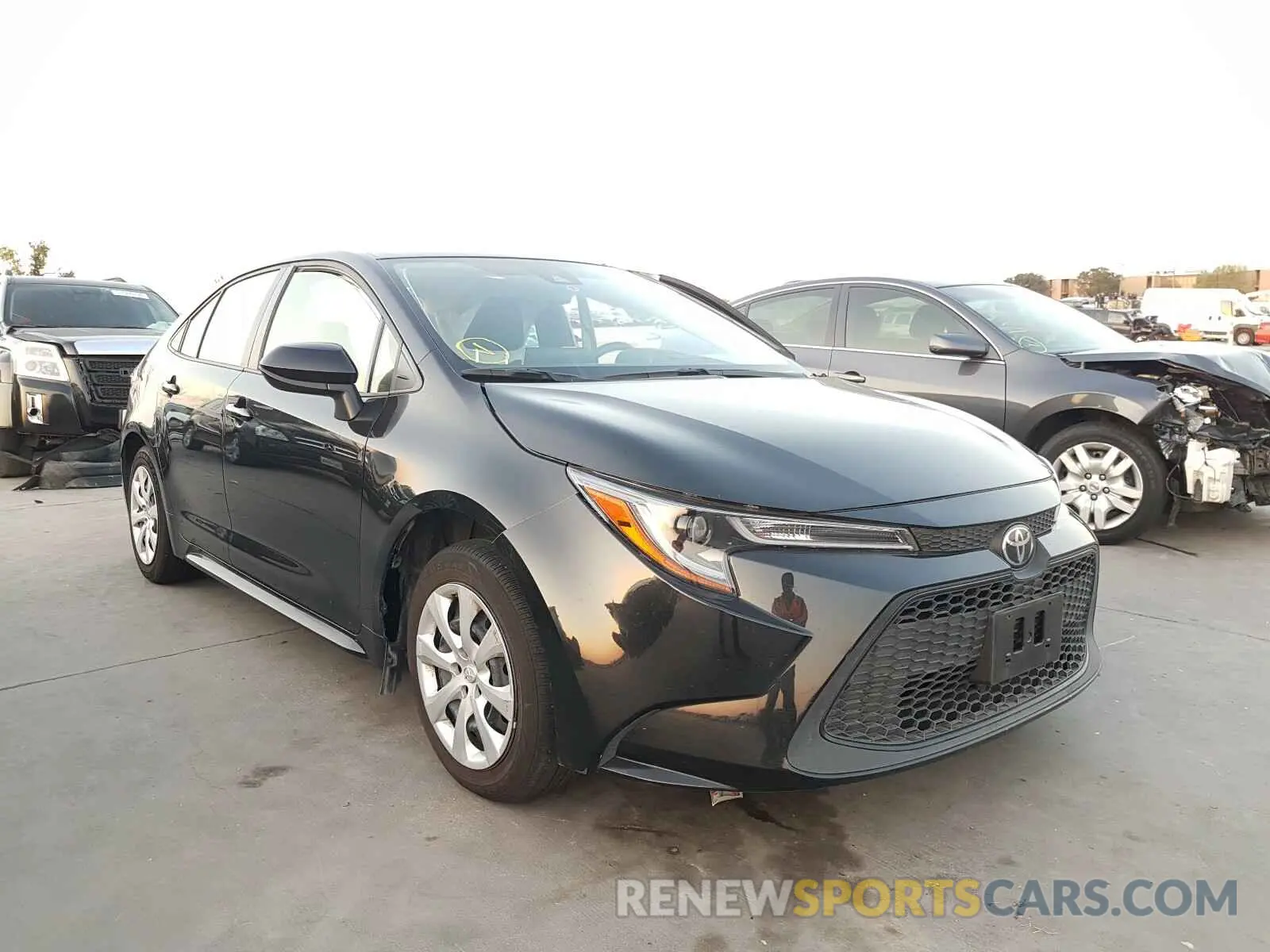1 Photograph of a damaged car JTDEPRAE0LJ109749 TOYOTA COROLLA 2020