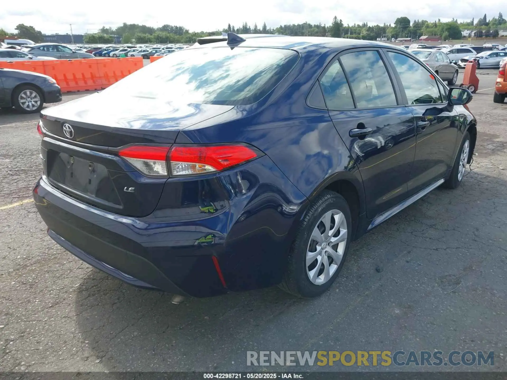 4 Photograph of a damaged car JTDEPRAE0LJ109816 TOYOTA COROLLA 2020
