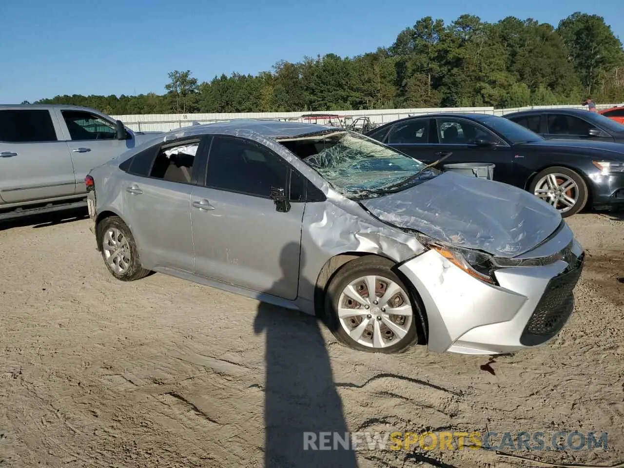 4 Photograph of a damaged car JTDEPRAE0LJ116734 TOYOTA COROLLA 2020
