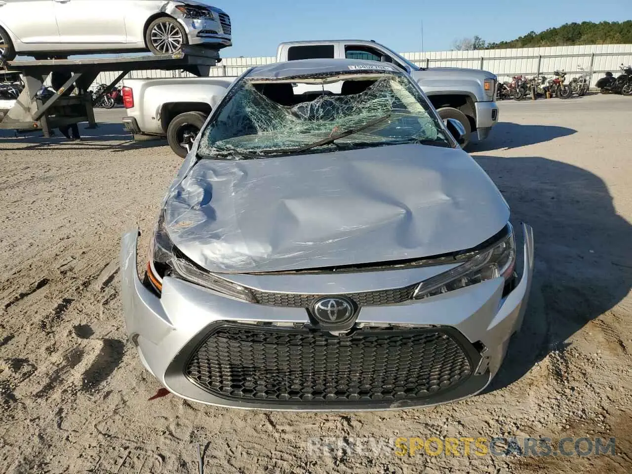 5 Photograph of a damaged car JTDEPRAE0LJ116734 TOYOTA COROLLA 2020