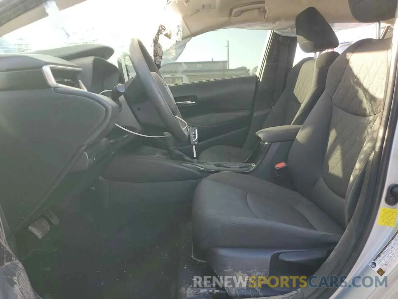 7 Photograph of a damaged car JTDEPRAE0LJ116734 TOYOTA COROLLA 2020